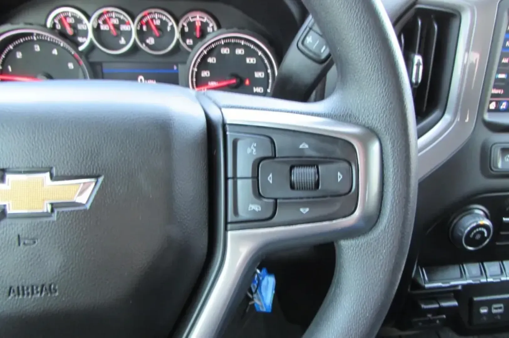 2022 /Jet Black Leather Chevrolet Silverado 2500HD Custom (2GC4YMEY3N1) with an Other engine, located at 12830 Highway 21, De Soto, MO, 63020, (636) 337-7777, 38.153099, -90.573624 - **Get Ready for Your Next Adventure with the 2022 Chevrolet Silverado 2500HD at Pettus CDJR DeSoto!**<br /> <br /> If you're searching for a rugged, dependable truck that can handle everything from weekend adventures to the demands of a growing family, look no further than this stunning 2022 Chevrol - Photo#21