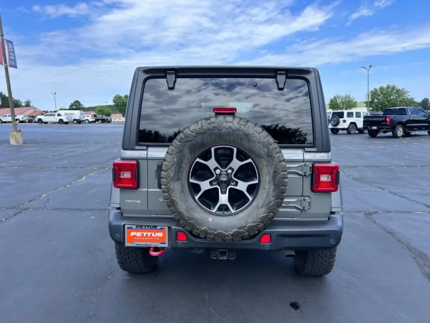 2018 /Black Leather Jeep Wrangler Unlimited Rubicon (1C4HJXFG1JW) with an 3.6L V6 24V VVT UPG I engine, located at 970 Woodlawn Dr., Farmington, MO, 63640, (573) 431-7800, 37.825642, -90.468674 - **Adventure Awaits: 2018 Jeep Wrangler Unlimited Rubicon at Pettus CDJR Farmington**<br /> <br /> Are you ready to elevate your outdoor adventures or conquer the daily commute? Look no further than this rugged yet refined 2018 Jeep Wrangler Unlimited Rubicon, now available at Pettus CDJR Farmington. - Photo#3
