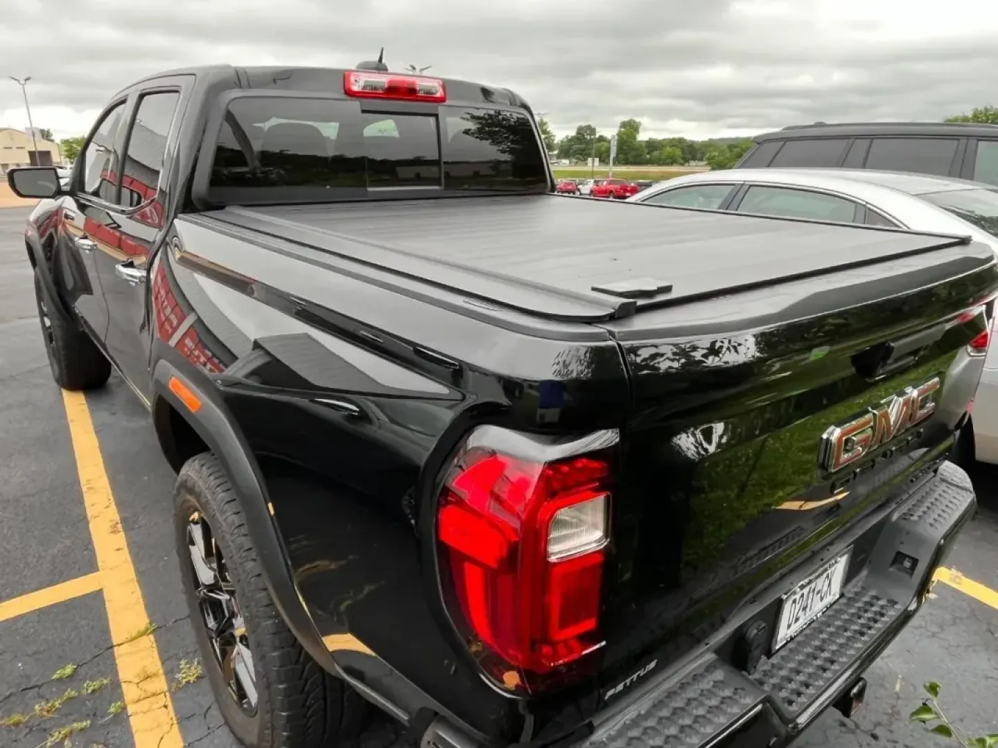 2024 /Jet Black/Teak Leather GMC Canyon Denali (1GTP6FEK5R1) with an TurboMax engine, Automatic transmission, located at 970 Woodlawn Dr., Farmington, MO, 63640, (573) 431-7800, 37.825642, -90.468674 - **Explore the 2024 GMC Canyon Denali: The Ultimate Companion for Your Adventures!**<br /> <br /> Are you ready to elevate your driving experience? The 2024 GMC Canyon Denali is your ticket to luxury and performance, making it the perfect vehicle for those who seek adventure without sacrificing comfo - Photo#2