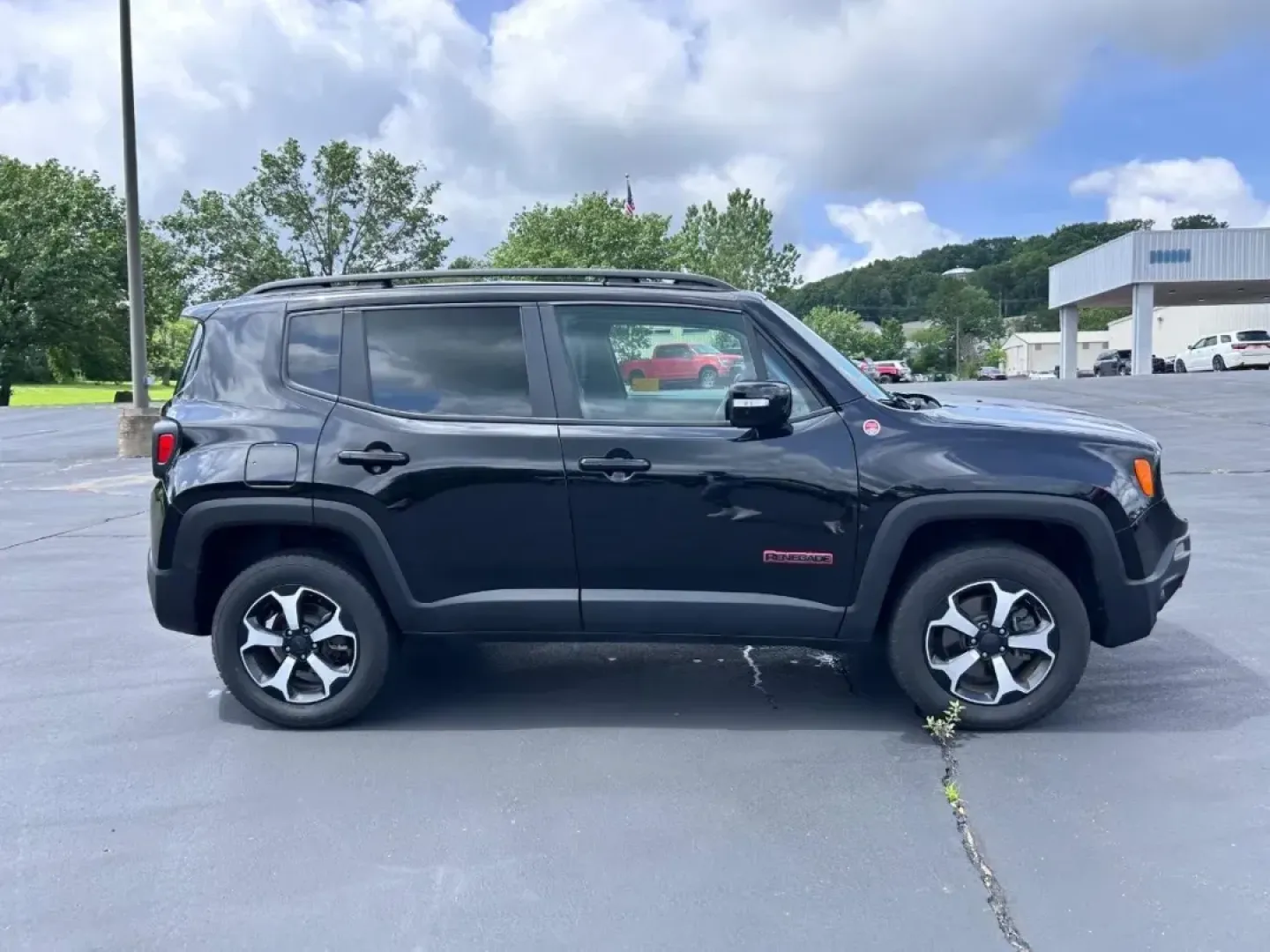 2022 /Black Leather Jeep Renegade Trailhawk (ZACNJDC15NP) with an 1.3L I4 Turbo MAIR DI engine, Automatic transmission, located at 970 Woodlawn Dr., Farmington, MO, 63640, (573) 431-7800, 37.825642, -90.468674 - ### Explore the Great Outdoors with the 2022 Jeep Renegade Trailhawk from Pettus CDJR Farmington!<br /> <br /> Are you ready for your next adventure? The 2022 Jeep Renegade Trailhawk is not just a vehicle; it's your gateway to weekend getaways and outdoor escapades. Perfect for growing families or w - Photo#1