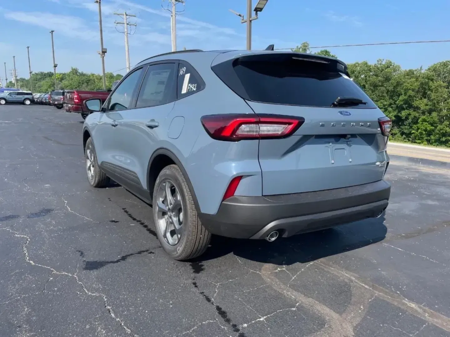 2025 /Ebony Leather Ford Escape ST-Line Select (1FMCU9NZ2SU) with an 2.5L iVCT Atkinson Cycle I-4 Hybrid engine, located at 12836 Highway 21, De Soto, MO, 63020, (636) 337-7777, 38.151867, -90.575615 - **Adventure Awaits: Drive the 2025 Ford Escape Hybrid ST-Line Select from Pettus Ford De Soto!**<br /> <br /> Imagine cruising through the scenic routes of De Soto, MO, in a vehicle that combines eco-friendliness with modern sophistication-the 2025 Ford Escape Hybrid ST-Line Select. Perfect for week - Photo#31