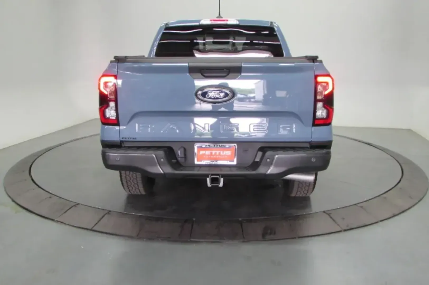 2025 /Ebony Leather Ford Ranger LARIAT (1FTER4KP2SL) with an 2.7L V6 Turbocharged engine, Automatic transmission, located at 12836 Highway 21, De Soto, MO, 63020, (636) 337-7777, 38.151867, -90.575615 - Are you ready to elevate your adventures and transform your daily commute? Look no further than this stunning 2025 Ford Ranger LARIAT, available now at Pettus Ford De Soto. Located at 12836 Missouri Hwy 21 in De Soto, MO, our OEM dealership specializes in quality used vehicles and offers a fantastic - Photo#7