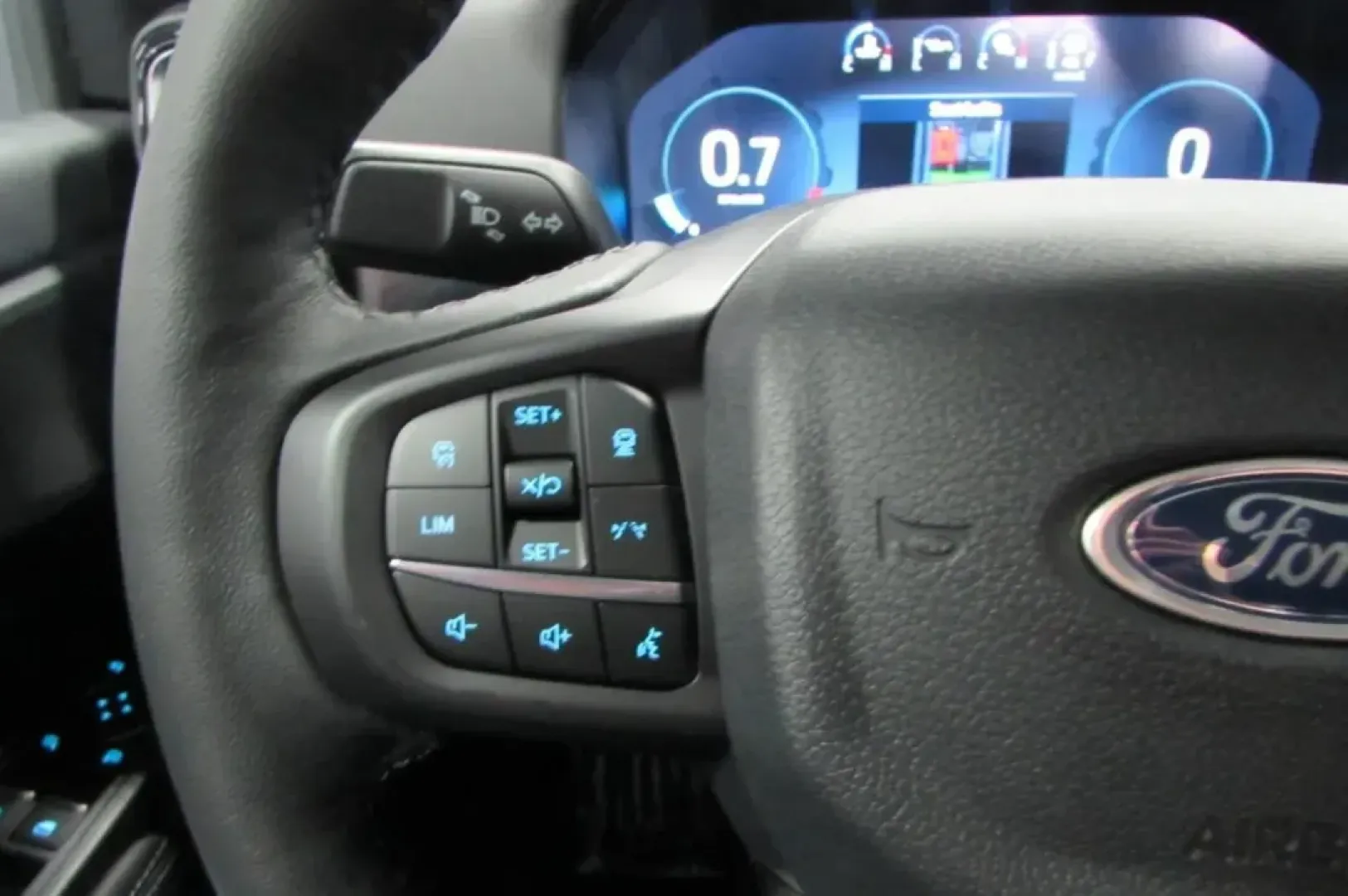 2025 /Ebony Leather Ford Ranger LARIAT (1FTER4KP2SL) with an 2.7L V6 Turbocharged engine, Automatic transmission, located at 12836 Highway 21, De Soto, MO, 63020, (636) 337-7777, 38.151867, -90.575615 - Are you ready to elevate your adventures and transform your daily commute? Look no further than this stunning 2025 Ford Ranger LARIAT, available now at Pettus Ford De Soto. Located at 12836 Missouri Hwy 21 in De Soto, MO, our OEM dealership specializes in quality used vehicles and offers a fantastic - Photo#19