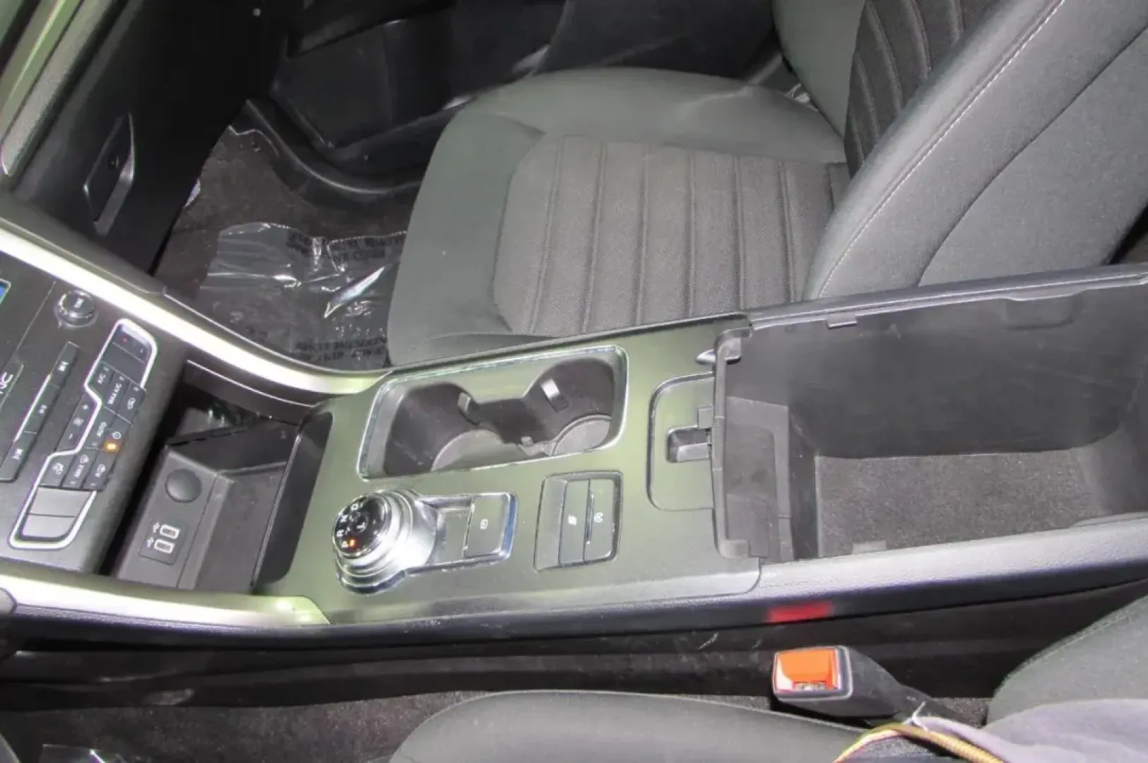 2020 /Ebony Cloth Ford Fusion SE (3FA6P0HD4LR) with an Other engine, Automatic transmission, located at 12836 Highway 21, De Soto, MO, 63020, (636) 337-7777, 38.151867, -90.575615 - USED 2020 Ford Fusion SE from Pettus Ford De Soto, De Soto MO. - Photo#12