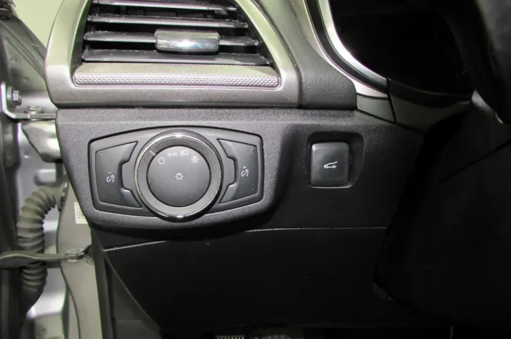 2020 /Ebony Cloth Ford Fusion SE (3FA6P0HD4LR) with an Other engine, Automatic transmission, located at 12836 Highway 21, De Soto, MO, 63020, (636) 337-7777, 38.151867, -90.575615 - USED 2020 Ford Fusion SE from Pettus Ford De Soto, De Soto MO. - Photo#20