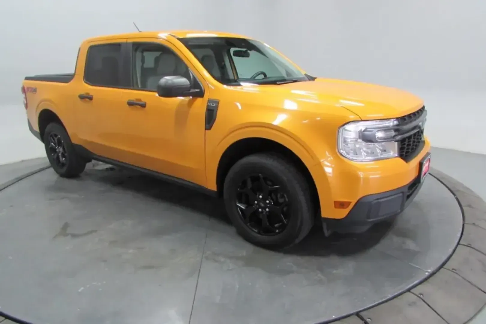 2022 /Navy Pier/Medium Slate Cloth Ford Maverick XLT (3FTTW8F95NR) with an Other engine, Automatic transmission, located at 12836 Highway 21, De Soto, MO, 63020, (636) 337-7777, 38.151867, -90.575615 - Looking for a versatile vehicle that seamlessly blends style, comfort, and functionality? The 2022 Ford Maverick XLT is the perfect choice for those who embrace a dynamic lifestyle-be it for daily commutes, weekend getaways, or family adventures. This striking truck, with its vibrant Cyber Orange Tr - Photo#26