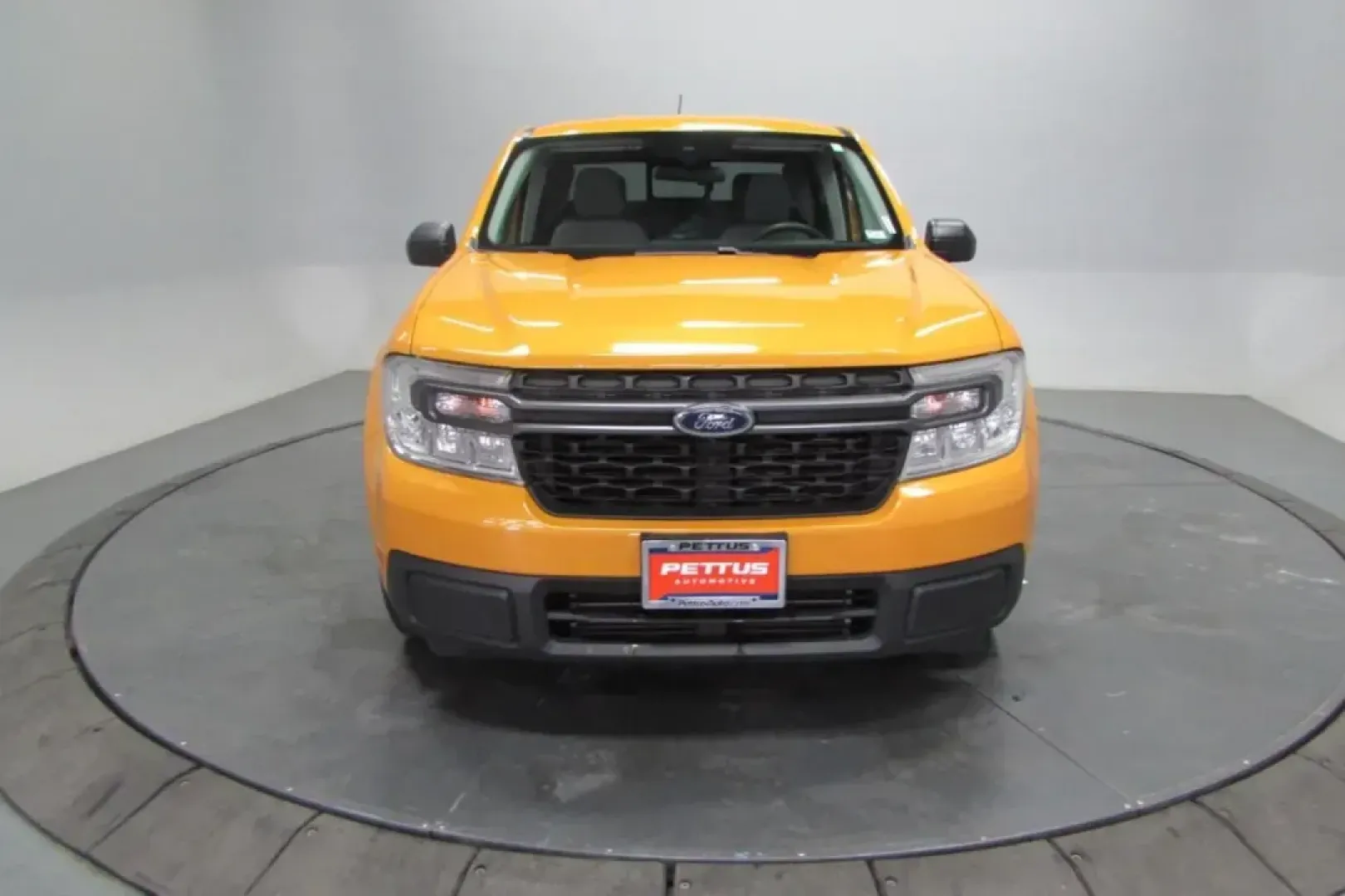 2022 /Navy Pier/Medium Slate Cloth Ford Maverick XLT (3FTTW8F95NR) with an Other engine, Automatic transmission, located at 12836 Highway 21, De Soto, MO, 63020, (636) 337-7777, 38.151867, -90.575615 - Looking for a versatile vehicle that seamlessly blends style, comfort, and functionality? The 2022 Ford Maverick XLT is the perfect choice for those who embrace a dynamic lifestyle-be it for daily commutes, weekend getaways, or family adventures. This striking truck, with its vibrant Cyber Orange Tr - Photo#0