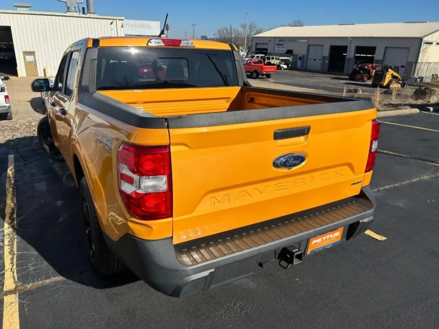 2022 /Navy Pier/Medium Slate Cloth Ford Maverick XLT (3FTTW8F95NR) with an 2.0L EcoBoost engine, Automatic transmission, located at 970 Woodlawn Dr., Farmington, MO, 63640, (573) 431-7800, 37.825642, -90.468674 - Looking for a versatile vehicle that seamlessly blends style, comfort, and functionality? The 2022 Ford Maverick XLT is the perfect choice for those who embrace a dynamic lifestyle-be it for daily commutes, weekend getaways, or family adventures. This striking truck, with its vibrant Cyber Orange Tr - Photo#3