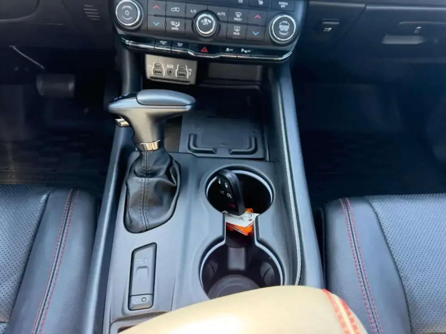 2023 /Black Leather Dodge Durango R/T Plus (1C4SDJCT5PC) with an 5.7L V8 HEMI MDS VVT engine, Automatic transmission, located at 970 Woodlawn Dr., Farmington, MO, 63640, (573) 431-7800, 37.825642, -90.468674 - Make every day feel like a getaway in this bold, family-ready performance SUV-perfect for school drop-offs, long commutes to St. Louis, and weekend road trips down US-67 with room for friends, gear, and plenty of attitude. This **2023 Dodge Durango R/T Plus AWD** blends muscle-car spirit with three- - Photo#19