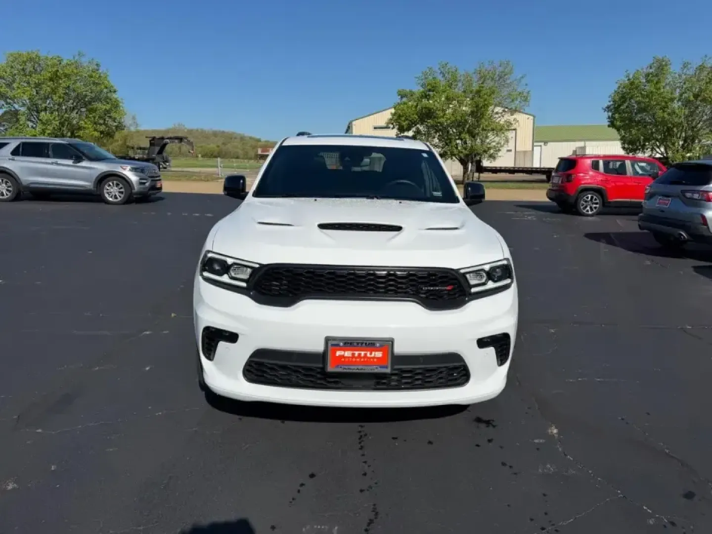 2023 /Black Leather Dodge Durango R/T Plus (1C4SDJCT5PC) with an 5.7L V8 HEMI MDS VVT engine, Automatic transmission, located at 970 Woodlawn Dr., Farmington, MO, 63640, (573) 431-7800, 37.825642, -90.468674 - Make every day feel like a getaway in this bold, family-ready performance SUV-perfect for school drop-offs, long commutes to St. Louis, and weekend road trips down US-67 with room for friends, gear, and plenty of attitude. This **2023 Dodge Durango R/T Plus AWD** blends muscle-car spirit with three- - Photo#8