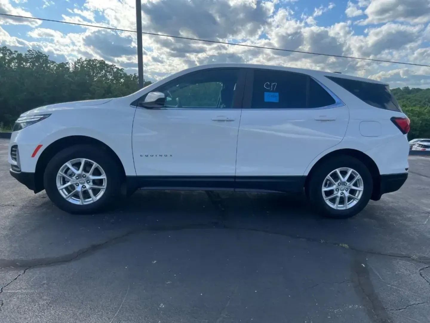 2023 /Medium Ash Gray Cloth Chevrolet Equinox LT (3GNAXTEG0PS) with an Other engine, Automatic transmission, located at 12836 Highway 21, De Soto, MO, 63020, (636) 337-7777, 38.151867, -90.575615 - **Discover Your Next Adventure with the 2023 Chevrolet Equinox LT at Pettus Ford De Soto!**<br /> <br /> Are you on the hunt for a versatile SUV that perfectly balances style, comfort, and functionality? Look no further than this stunning **2023 Chevrolet Equinox LT** available at **Pettus Ford De S - Photo#1