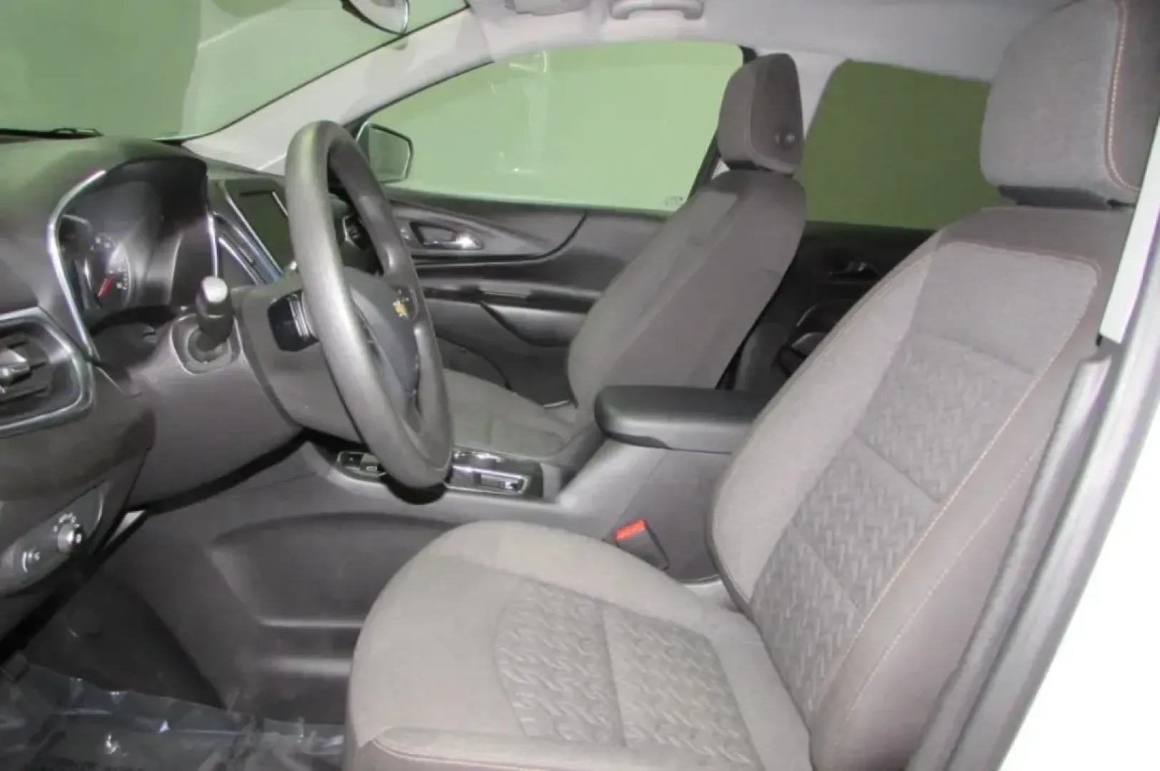 2023 /Medium Ash Gray Cloth Chevrolet Equinox LT (3GNAXTEG0PS) with an Other engine, Automatic transmission, located at 12836 Highway 21, De Soto, MO, 63020, (636) 337-7777, 38.151867, -90.575615 - **Discover Your Next Adventure with the 2023 Chevrolet Equinox LT at Pettus Ford De Soto!**<br /> <br /> Are you on the hunt for a versatile SUV that perfectly balances style, comfort, and functionality? Look no further than this stunning **2023 Chevrolet Equinox LT** available at **Pettus Ford De S - Photo#12
