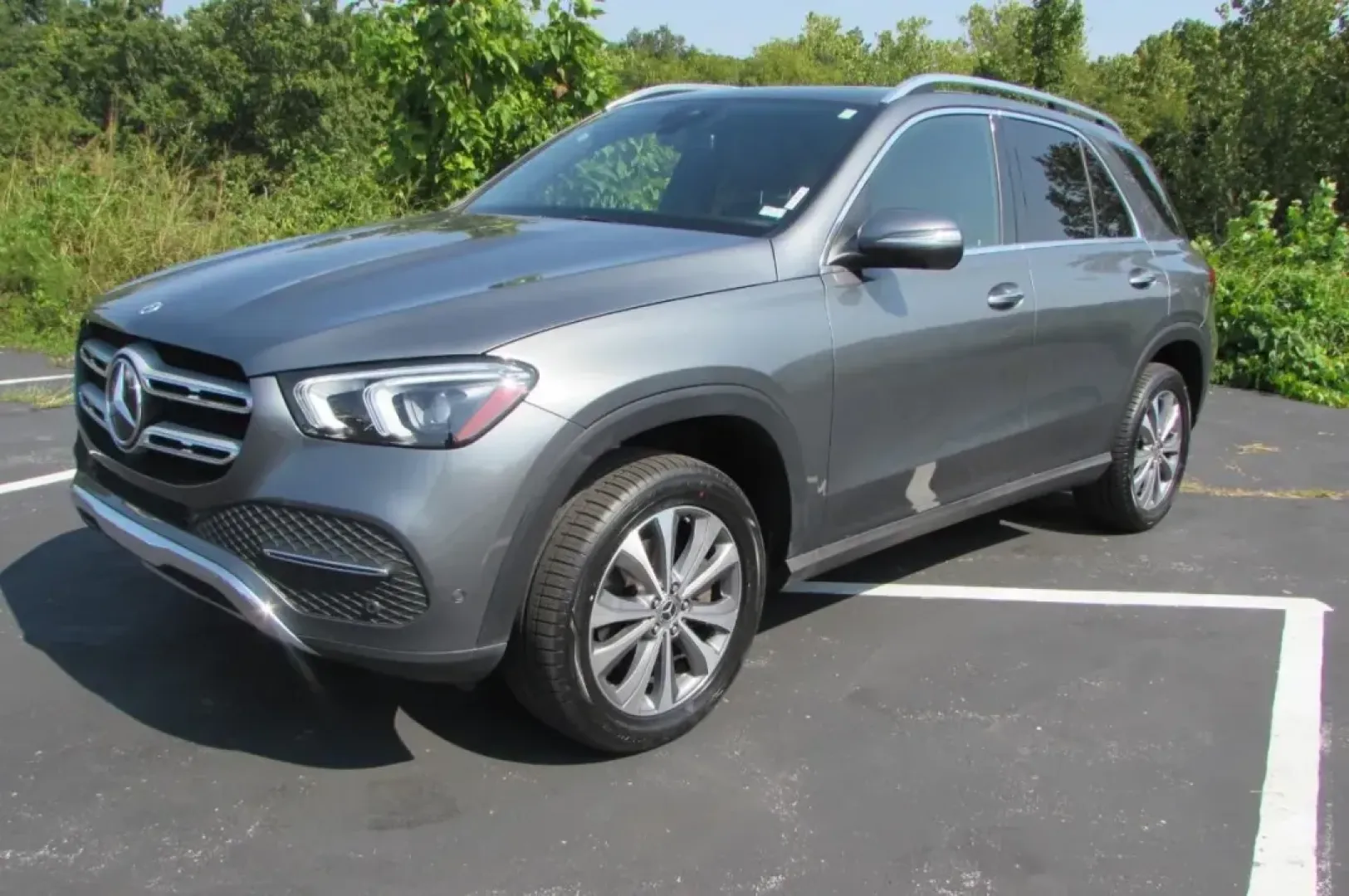 2022 /Black Leather Mercedes-Benz GLE GLE 350 4MATIC (4JGFB4KB4NA) with an Other engine, Automatic transmission, located at 12836 Highway 21, De Soto, MO, 63020, (636) 337-7777, 38.151867, -90.575615 - **Elevate Your Lifestyle with the 2022 Mercedes-Benz GLE 350 4MATIC at Pettus Ford De Soto!**<br /> <br /> If you're looking for an SUV that perfectly blends luxury, practicality, and performance, look no further than the 2022 Mercedes-Benz GLE 350 4MATIC. Whether you're navigating the daily grind o - Photo#1
