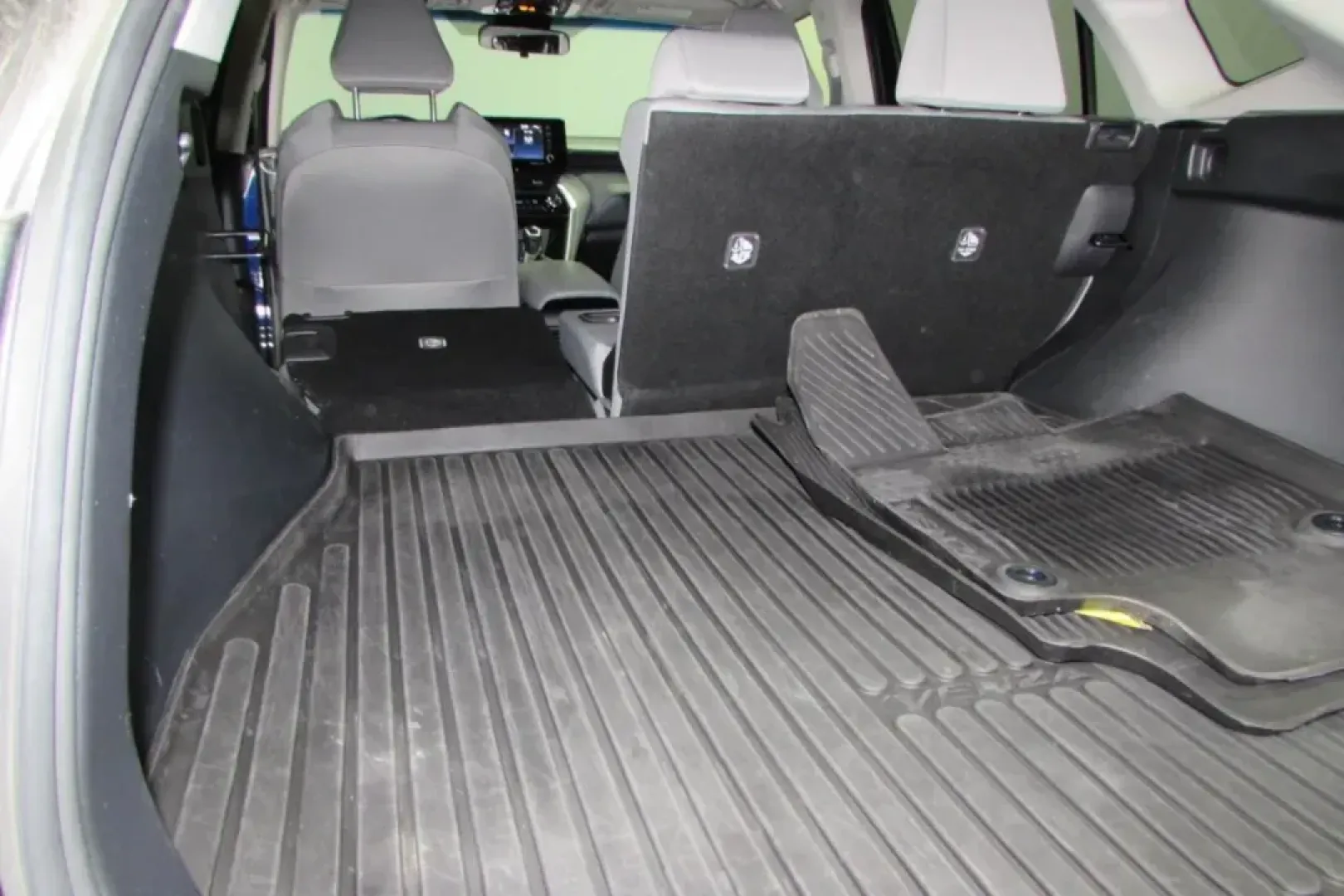2022 /Boulder Cloth Toyota Venza XLE (JTEAAAAH4NJ) with an Other engine, Automatic transmission, located at 12836 Highway 21, De Soto, MO, 63020, (636) 337-7777, 38.151867, -90.575615 - **Elevate Your Daily Drive with the 2022 Toyota Venza XLE at Pettus Ford De Soto!**<br /> <br /> Are you ready to transform your daily commute into an exciting journey? The 2022 Toyota Venza XLE is the perfect companion for anyone who values comfort and style, whether you're navigating the bustling - Photo#25