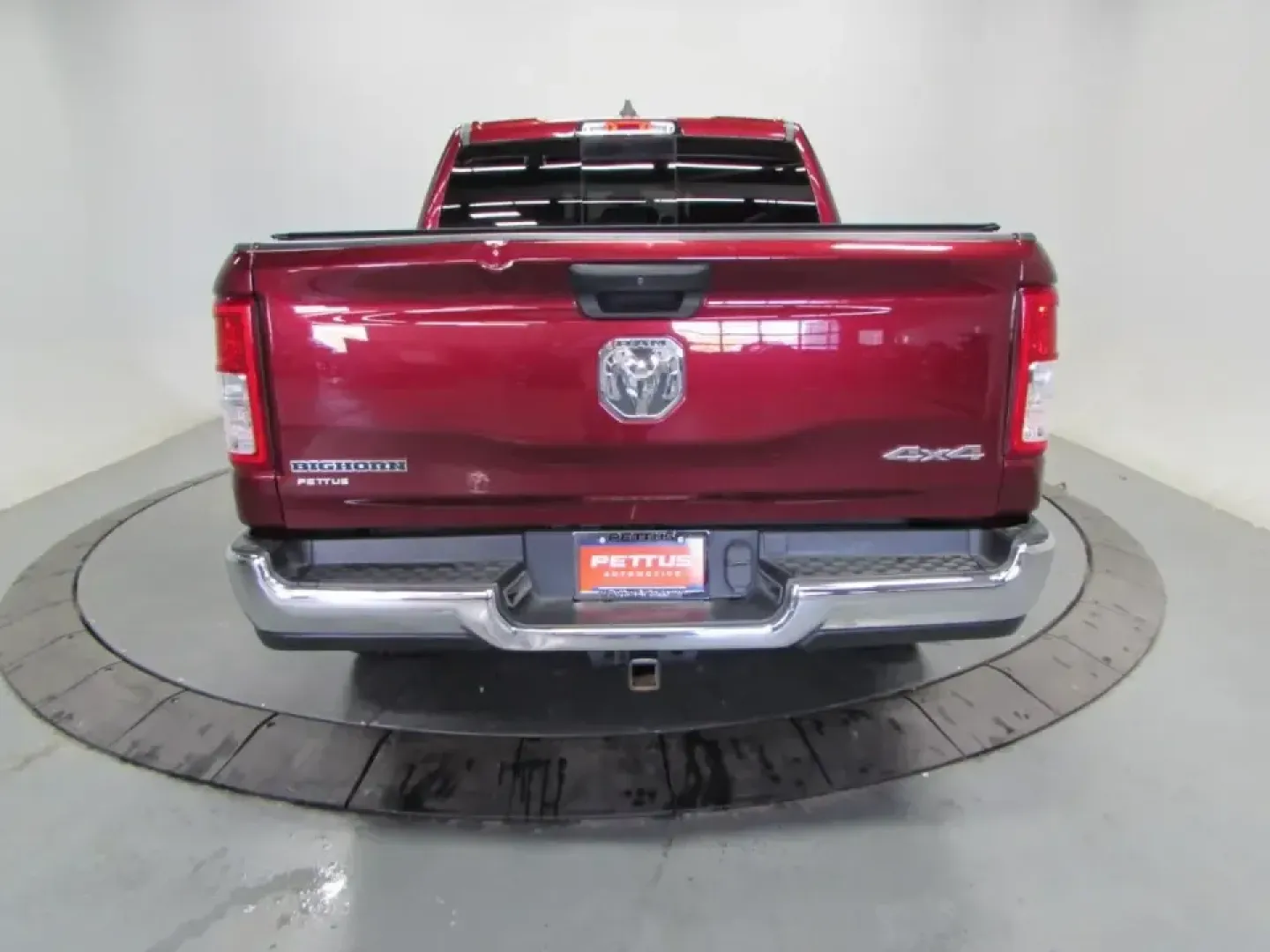 2023 /Black Ram 1500 Big Horn/Lone Star (1C6RRFFG1PN) with an 3.6L V6 DOHC 24V engine, 8A transmission, located at 12836 Highway 21, De Soto, MO, 63020, (636) 337-7777, 38.151867, -90.575615 - Weekend projects, lake-day getaways, and the daily drive to St. Louis all get easier when you've got a truck that can handle real life without feeling like a chore. This **2023 Ram 1500 Big Horn Crew Cab SWB 4WD** is built for the driver who wants one vehicle that can do it all-comfortable enough fo - Photo#5