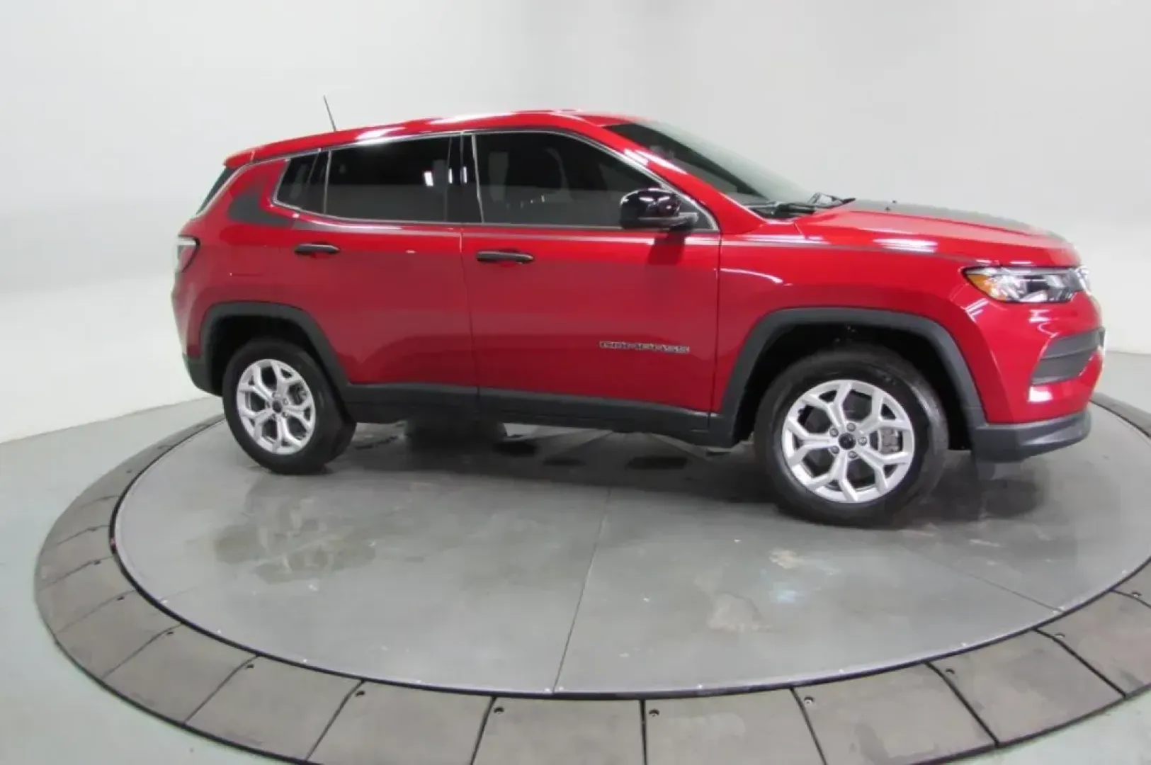 2025 /Black Cloth Jeep Compass Sport (3C4NJDANXST) with an Other engine, Automatic transmission, located at 12830 Highway 21, De Soto, MO, 63020, (636) 337-7777, 38.153099, -90.573624 - ### Discover the 2025 Jeep Compass: Your Gateway to Adventure<br /> <br /> Are you searching for an SUV that seamlessly blends adventure with everyday practicality? Look no further than the **2025 Jeep Compass**, available now at **Pettus CDJR DeSoto** in **De Soto, MO**. Whether you're navigating t - Photo#3