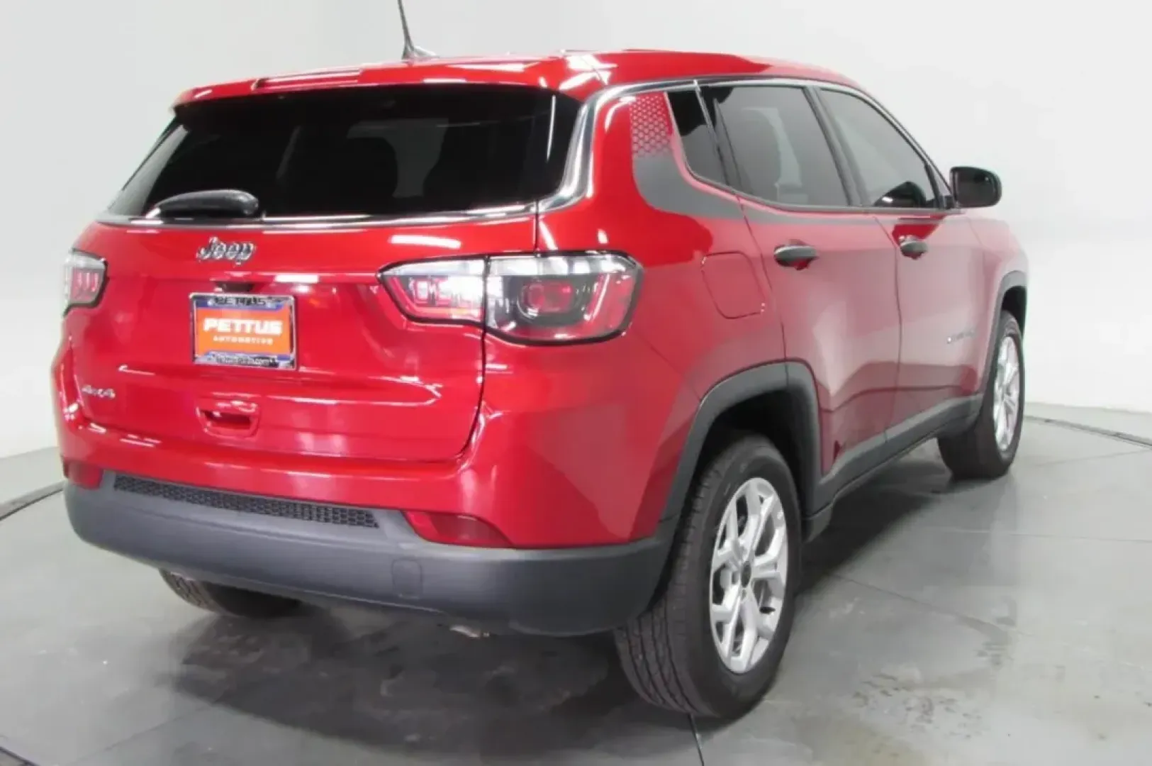 2025 /Black Cloth Jeep Compass Sport (3C4NJDANXST) with an Other engine, Automatic transmission, located at 12830 Highway 21, De Soto, MO, 63020, (636) 337-7777, 38.153099, -90.573624 - ### Discover the 2025 Jeep Compass: Your Gateway to Adventure<br /> <br /> Are you searching for an SUV that seamlessly blends adventure with everyday practicality? Look no further than the **2025 Jeep Compass**, available now at **Pettus CDJR DeSoto** in **De Soto, MO**. Whether you're navigating t - Photo#7