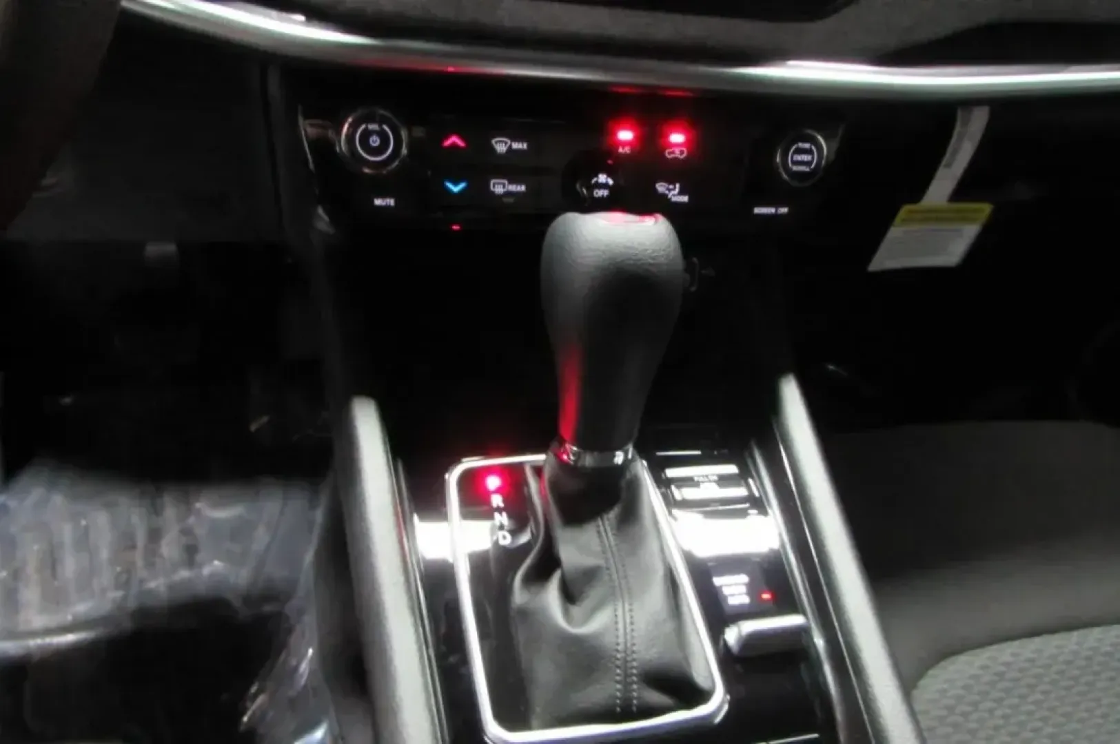 2025 /Black Cloth Jeep Compass Sport (3C4NJDANXST) with an Other engine, Automatic transmission, located at 12830 Highway 21, De Soto, MO, 63020, (636) 337-7777, 38.153099, -90.573624 - ### Discover the 2025 Jeep Compass: Your Gateway to Adventure<br /> <br /> Are you searching for an SUV that seamlessly blends adventure with everyday practicality? Look no further than the **2025 Jeep Compass**, available now at **Pettus CDJR DeSoto** in **De Soto, MO**. Whether you're navigating t - Photo#20