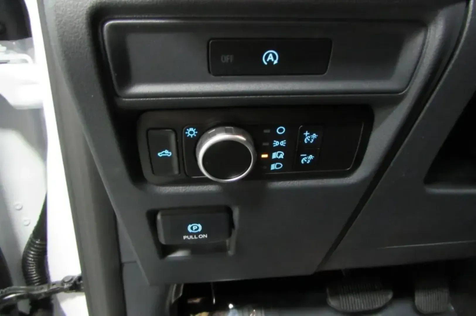 2025 /Cloth Ford F-150 STX (1FTEW2LP8SK) with an 2.7L V6 EcoBoost engine, Automatic transmission, located at 12836 Highway 21, De Soto, MO, 63020, (636) 337-7777, 38.151867, -90.575615 - **Unleash Your Adventure with the 2025 Ford F-150 STX at Pettus Ford De Soto!**<br /> <br /> Are you ready to elevate your lifestyle with a vehicle that perfectly balances power, technology, and comfort? Look no further! The 2025 Ford F-150 STX is the ultimate companion for those who crave adventure - Photo#17