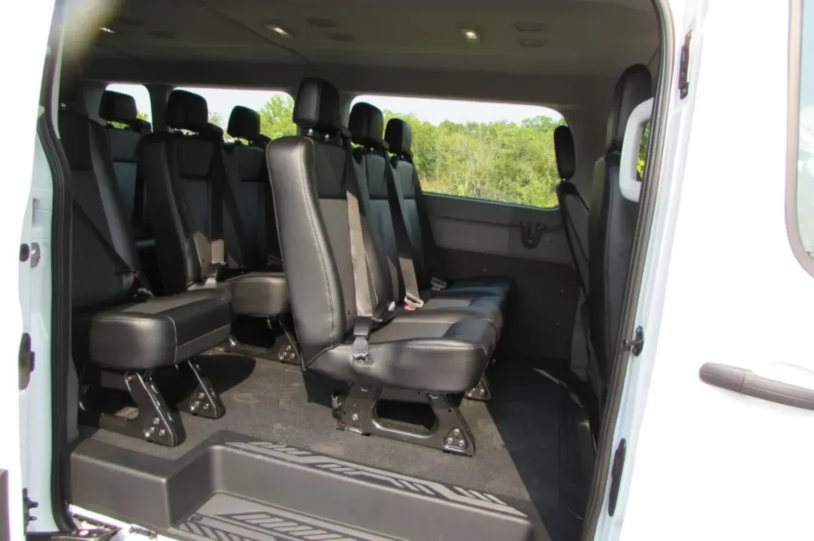 2024 Ford Transit-350 XL (1FBAX2Y80RK) with an 3.5L PFDi V6 Flex-Fuel engine, Automatic transmission, located at 12836 Highway 21, De Soto, MO, 63020, (636) 337-7777, 38.151867, -90.575615 - Discover the ultimate solution for your family's transportation needs with the 2024 Ford Transit-350 XL, now available at Pettus Ford De Soto in De Soto, MO. Whether you're planning a family road trip, need a reliable van for your business, or simply require a spacious vehicle for everyday errands, - Photo#21