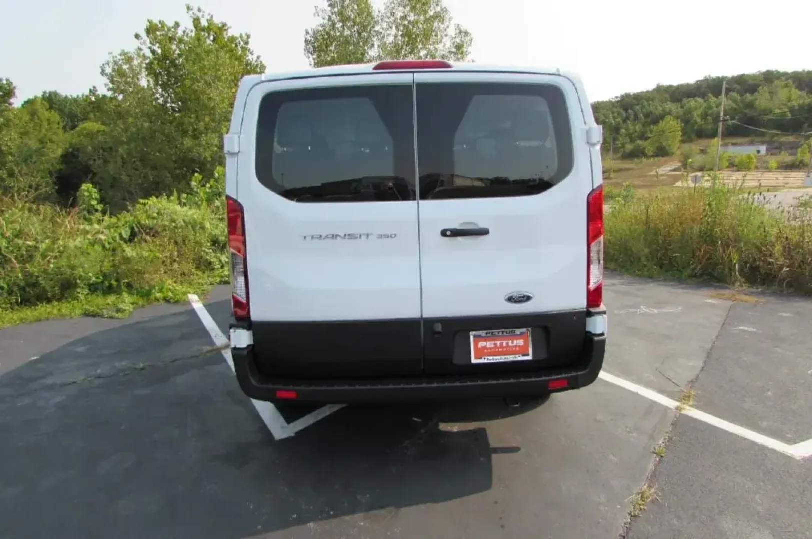 2024 Ford Transit-350 XL (1FBAX2Y80RK) with an 3.5L PFDi V6 Flex-Fuel engine, Automatic transmission, located at 12836 Highway 21, De Soto, MO, 63020, (636) 337-7777, 38.151867, -90.575615 - Discover the ultimate solution for your family's transportation needs with the 2024 Ford Transit-350 XL, now available at Pettus Ford De Soto in De Soto, MO. Whether you're planning a family road trip, need a reliable van for your business, or simply require a spacious vehicle for everyday errands, - Photo#5