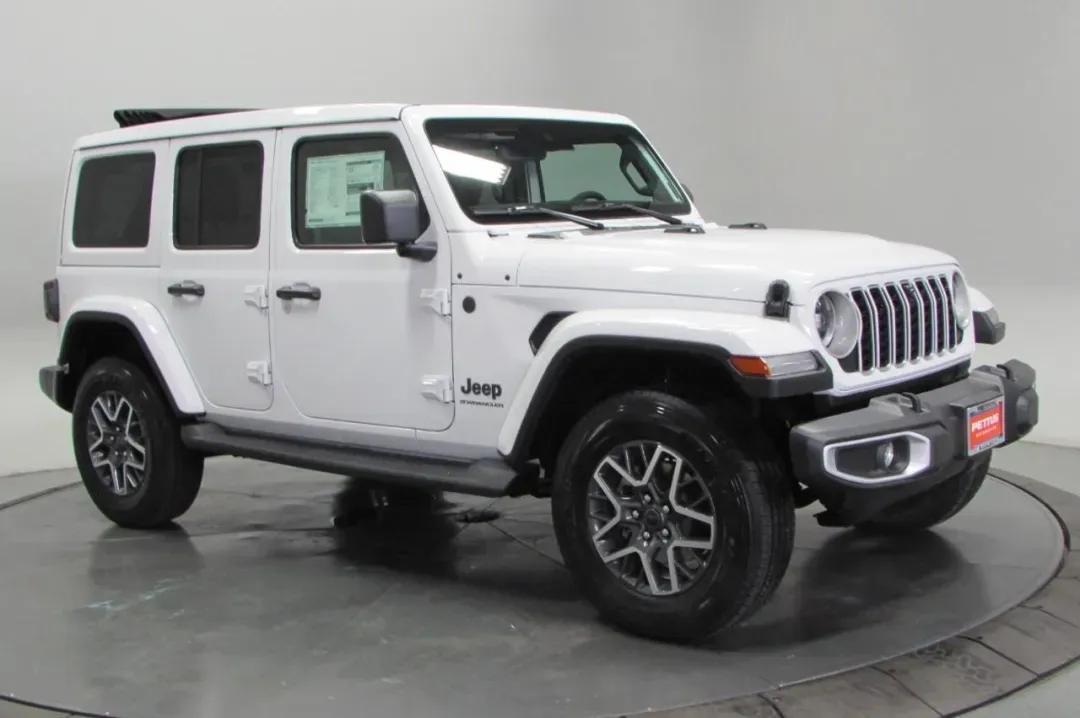2025 Jeep Wrangler Sahara