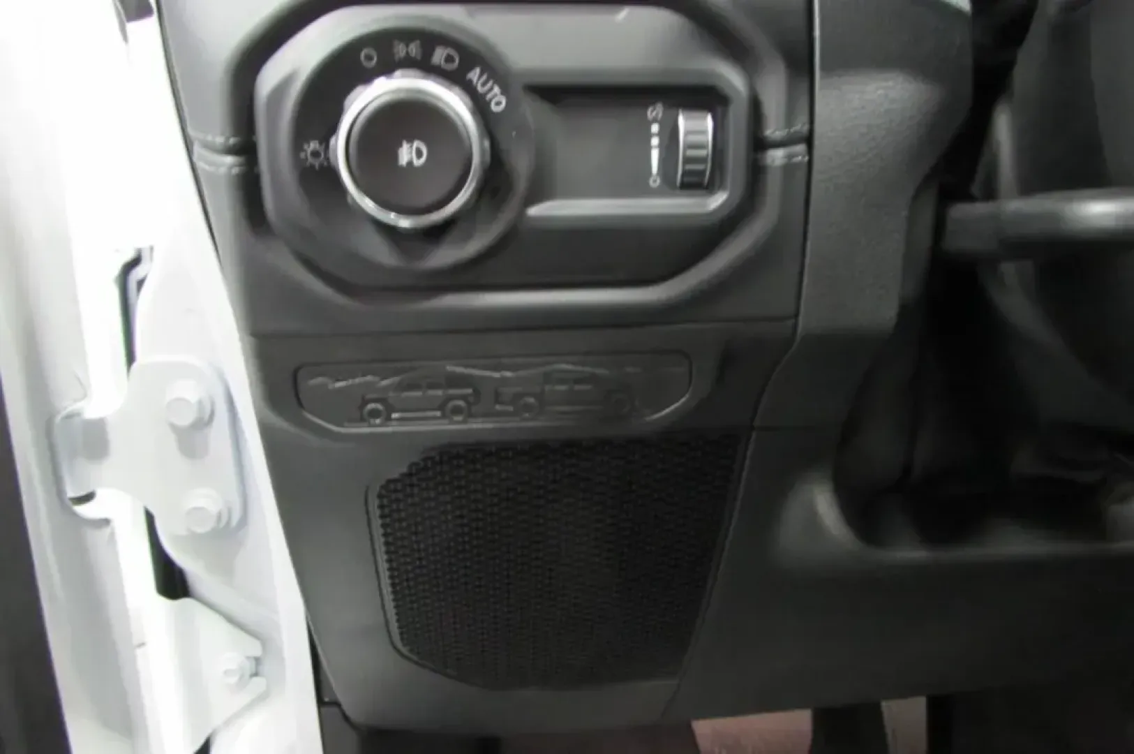 2025 /Black Leather Jeep Wrangler Sahara (1C4PJXEG6SW) with an Other engine, Automatic transmission, located at 12830 Highway 21, De Soto, MO, 63020, (636) 337-7777, 38.153099, -90.573624 - Experience the thrill of adventure with the 2025 Jeep Wrangler Sahara, available now at Pettus CDJR DeSoto, your trusted OEM dealership located at 12830 Highway 21, De Soto, MO 63020. Whether you're navigating the bustling streets of De Soto or heading out to explore the natural beauty of nearby par - Photo#14