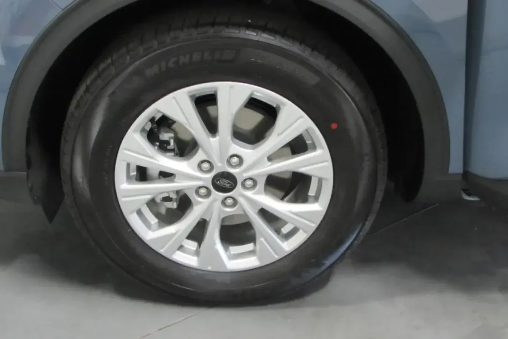 2025 /Space Gray Cloth Ford Escape Active (1FMCU0GN7SU) with an 1.5L EcoBoost engine, Automatic transmission, located at 12836 Highway 21, De Soto, MO, 63020, (636) 337-7777, 38.151867, -90.575615 - Experience the freedom and versatility of the open road with the 2025 Ford Escape, a perfect companion for families and adventurers alike. Whether you're planning weekend getaways, daily commutes, or school drop-offs, this SUV caters to all your lifestyle needs without compromising on comfort or saf - Photo#8