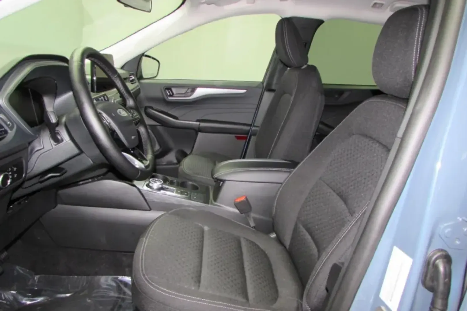 2025 /Space Gray Cloth Ford Escape Active (1FMCU0GN7SU) with an 1.5L EcoBoost engine, Automatic transmission, located at 12836 Highway 21, De Soto, MO, 63020, (636) 337-7777, 38.151867, -90.575615 - Experience the freedom and versatility of the open road with the 2025 Ford Escape, a perfect companion for families and adventurers alike. Whether you're planning weekend getaways, daily commutes, or school drop-offs, this SUV caters to all your lifestyle needs without compromising on comfort or saf - Photo#10