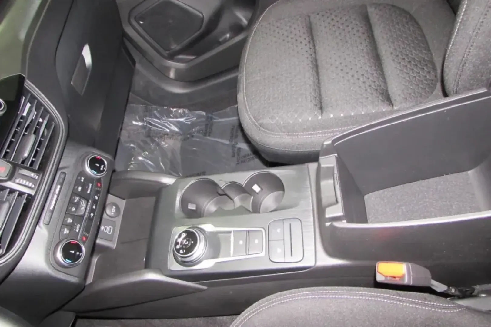 2025 /Space Gray Cloth Ford Escape Active (1FMCU0GN7SU) with an 1.5L EcoBoost engine, Automatic transmission, located at 12836 Highway 21, De Soto, MO, 63020, (636) 337-7777, 38.151867, -90.575615 - Experience the freedom and versatility of the open road with the 2025 Ford Escape, a perfect companion for families and adventurers alike. Whether you're planning weekend getaways, daily commutes, or school drop-offs, this SUV caters to all your lifestyle needs without compromising on comfort or saf - Photo#18