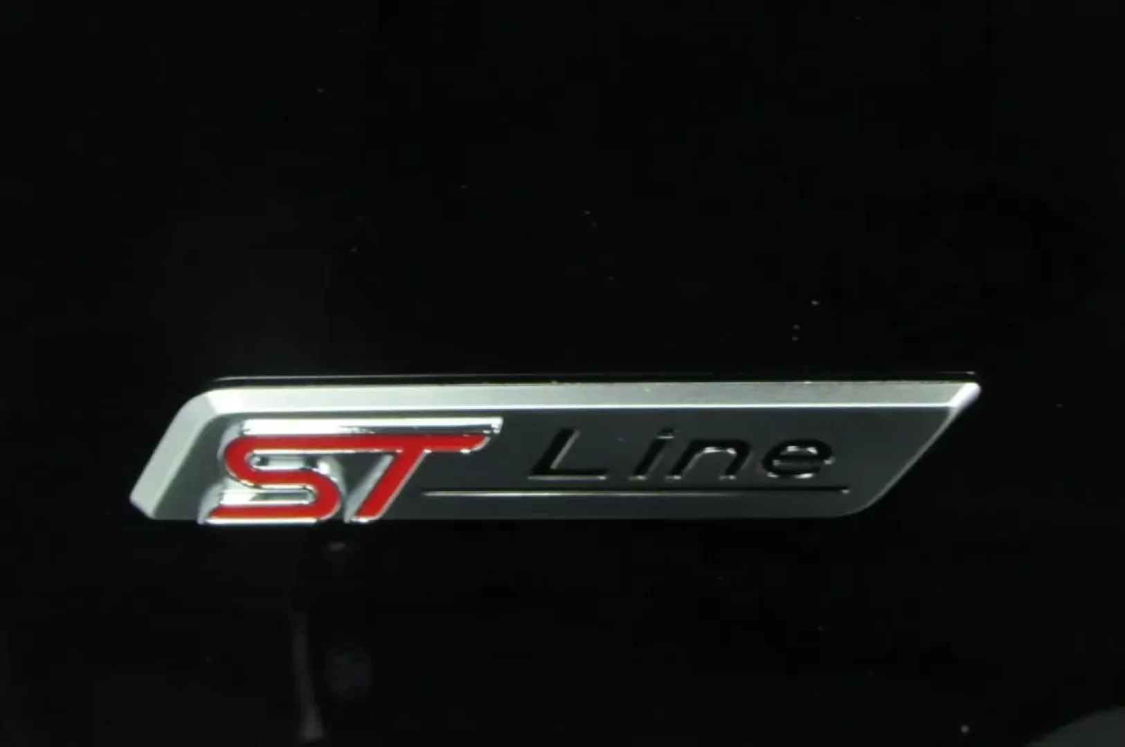 2024 Ford Escape ST-Line (1FMCU0MN2RU) with an 1.5L EcoBoost engine, located at 12836 Highway 21, De Soto, MO, 63020, (636) 337-7777, 38.151867, -90.575615 - ### Discover Your Next Adventure with the 2024 Ford Escape ST-Line at Pettus Ford De Soto!<br /> <br /> Are you ready to elevate your lifestyle with a vehicle that seamlessly blends practicality, comfort, and style? The 2024 Ford Escape ST-Line is the perfect companion for your next family road trip - Photo#10