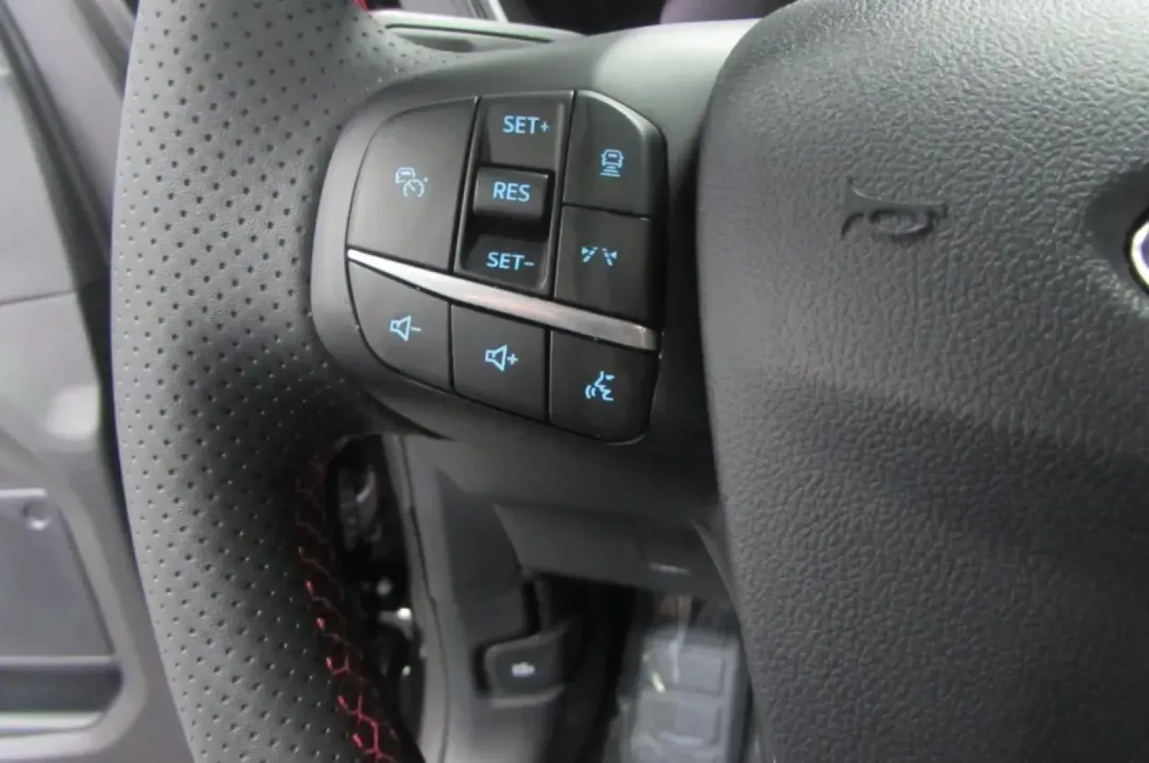 2024 Ford Escape ST-Line (1FMCU0MN2RU) with an 1.5L EcoBoost engine, located at 12836 Highway 21, De Soto, MO, 63020, (636) 337-7777, 38.151867, -90.575615 - ### Discover Your Next Adventure with the 2024 Ford Escape ST-Line at Pettus Ford De Soto!<br /> <br /> Are you ready to elevate your lifestyle with a vehicle that seamlessly blends practicality, comfort, and style? The 2024 Ford Escape ST-Line is the perfect companion for your next family road trip - Photo#15