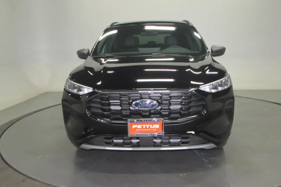photo of 2024 Ford Escape ST-Line