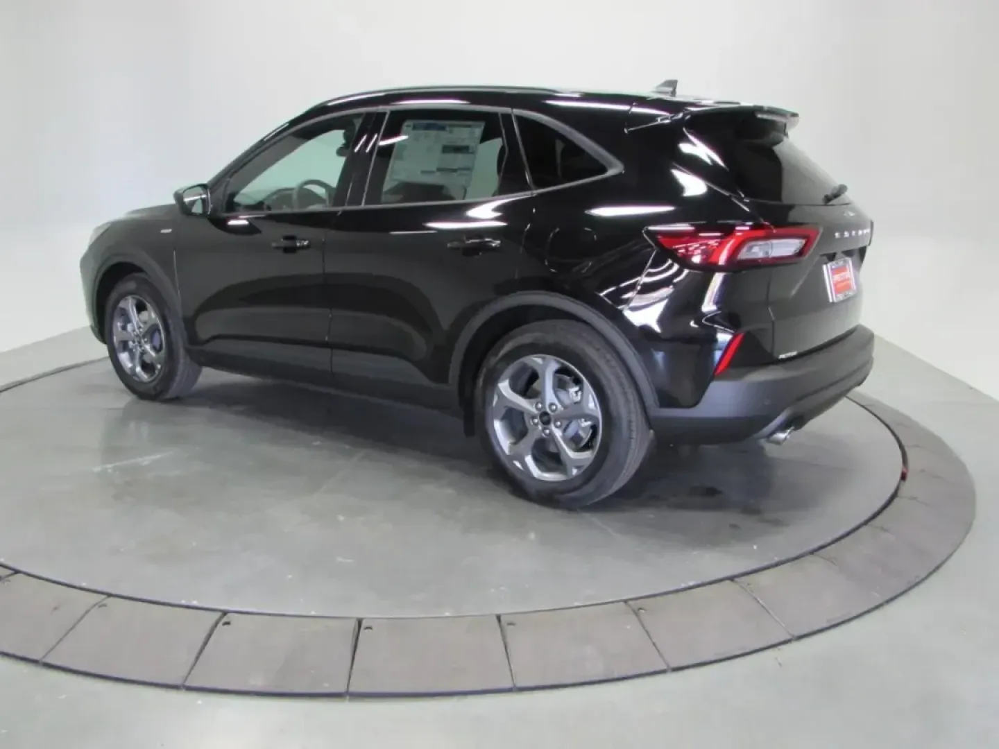 2025 Ford Escape ST-Line (1FMCU0MN3SU) with an 1.5L EcoBoost engine, located at 12836 Highway 21, De Soto, MO, 63020, (636) 337-7777, 38.151867, -90.575615 - Discover your next adventure with the stunning 2025 Ford Escape ST-Line available at Pettus Ford De Soto! Perfect for families on the go, daily commuters, or weekend explorers, this versatile SUV effortlessly combines style, comfort, and efficiency. Picture yourself cruising through the picturesque - Photo#4