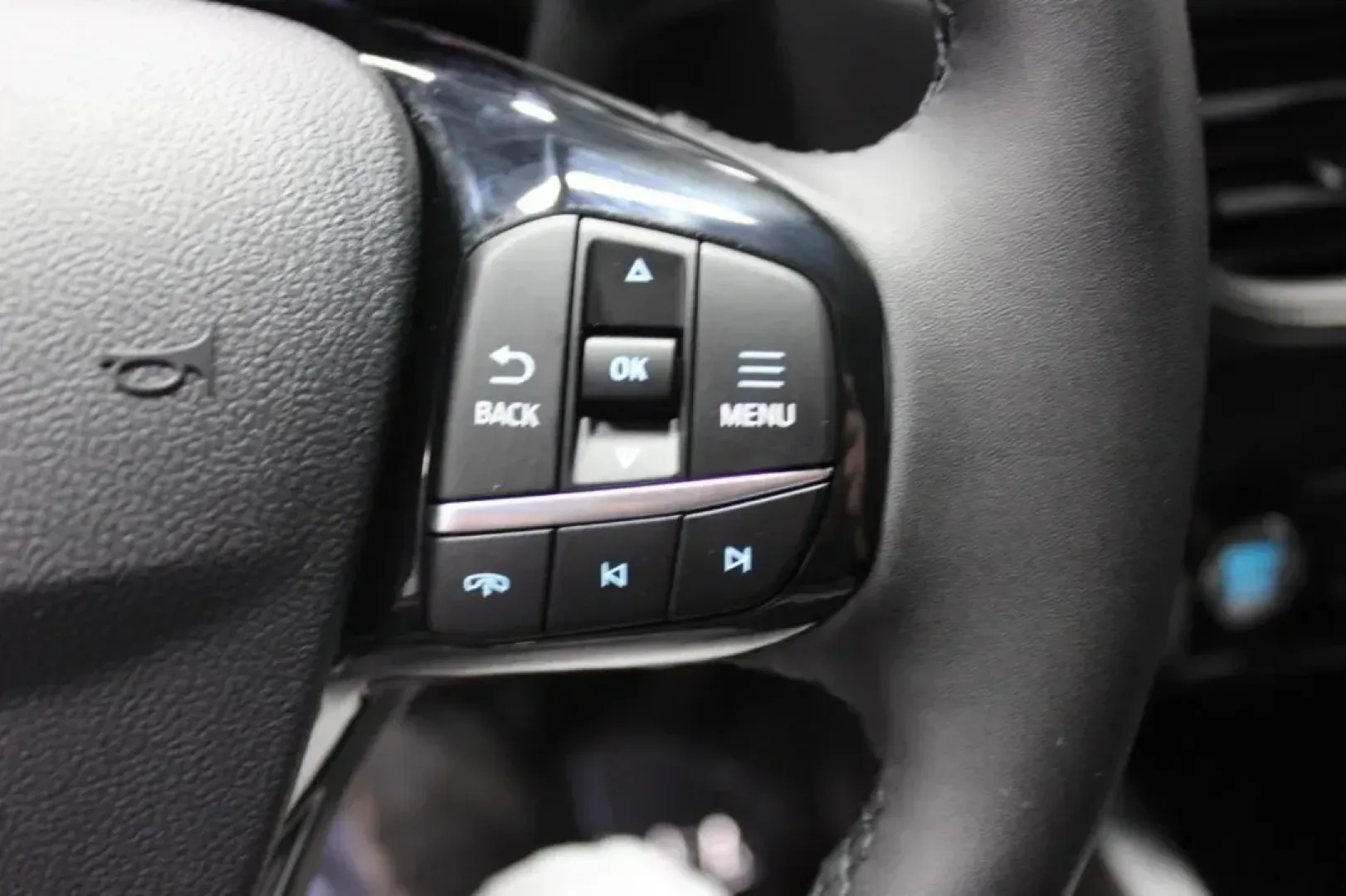 2023 Ford Escape Active (1FMCU9GN1PU) with an 1.5L EcoBoost engine, located at 12836 Highway 21, De Soto, MO, 63020, (636) 337-7777, 38.151867, -90.575615 - Elevate your daily commute and family adventures with this stunning 2023 Ford Escape, available now at Pettus Ford De Soto, your trusted OEM dealership located at 12836 Missouri Hwy 21, De Soto, MO 63020. With an impressive balance of comfort, efficiency, and capability, this SUV is perfect for grow - Photo#14