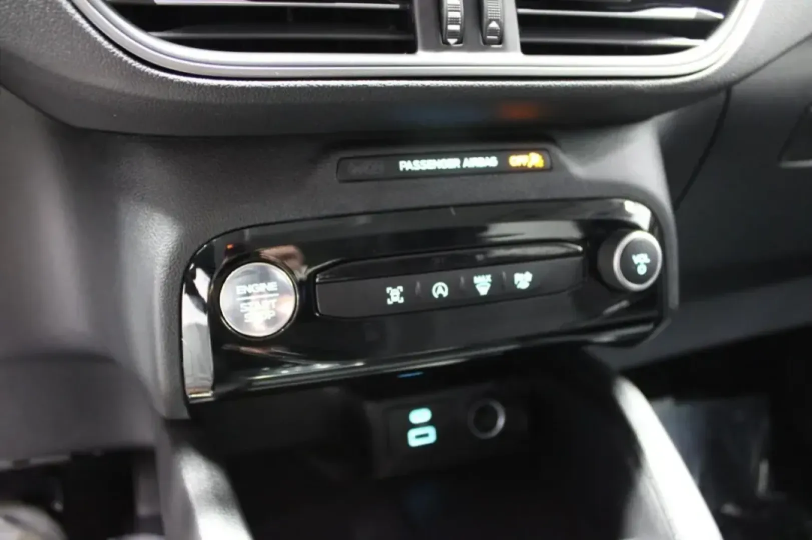 2023 Ford Escape Active (1FMCU9GN1PU) with an 1.5L EcoBoost engine, located at 12836 Highway 21, De Soto, MO, 63020, (636) 337-7777, 38.151867, -90.575615 - Elevate your daily commute and family adventures with this stunning 2023 Ford Escape, available now at Pettus Ford De Soto, your trusted OEM dealership located at 12836 Missouri Hwy 21, De Soto, MO 63020. With an impressive balance of comfort, efficiency, and capability, this SUV is perfect for grow - Photo#17