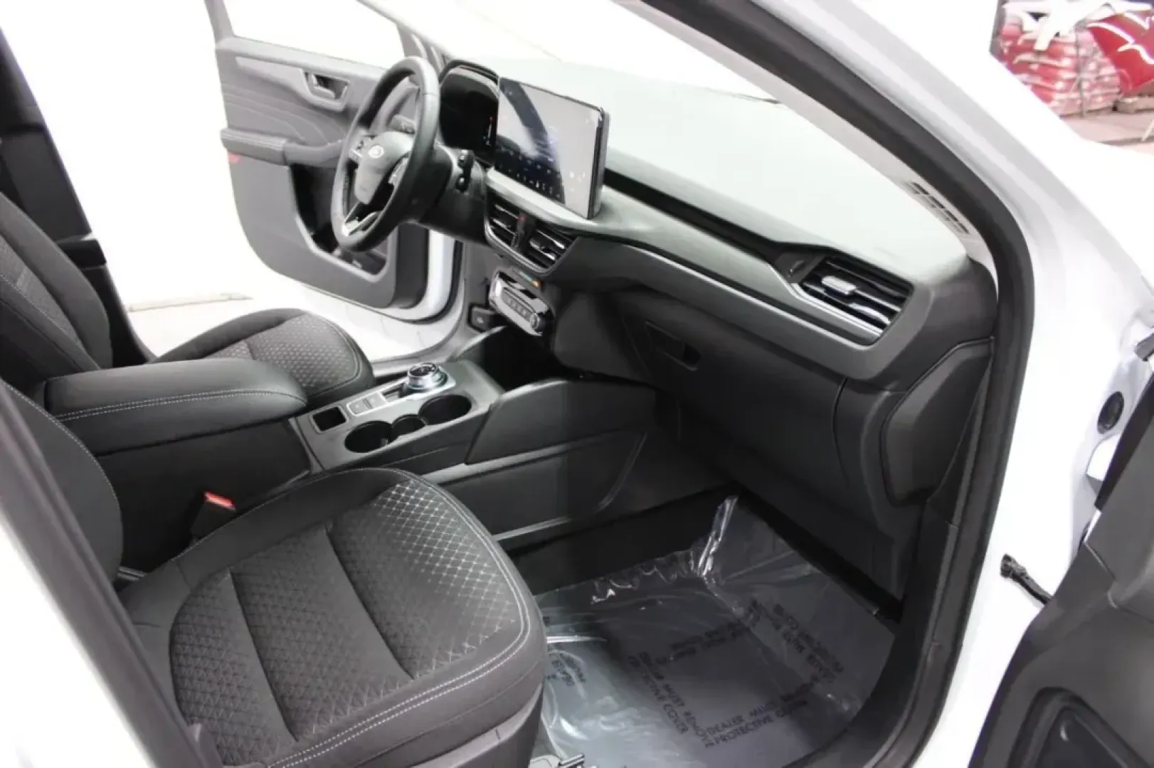 2023 Ford Escape Active (1FMCU9GN1PU) with an 1.5L EcoBoost engine, located at 12836 Highway 21, De Soto, MO, 63020, (636) 337-7777, 38.151867, -90.575615 - Elevate your daily commute and family adventures with this stunning 2023 Ford Escape, available now at Pettus Ford De Soto, your trusted OEM dealership located at 12836 Missouri Hwy 21, De Soto, MO 63020. With an impressive balance of comfort, efficiency, and capability, this SUV is perfect for grow - Photo#24