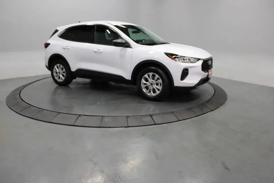 photo of 2023 Ford Escape Active