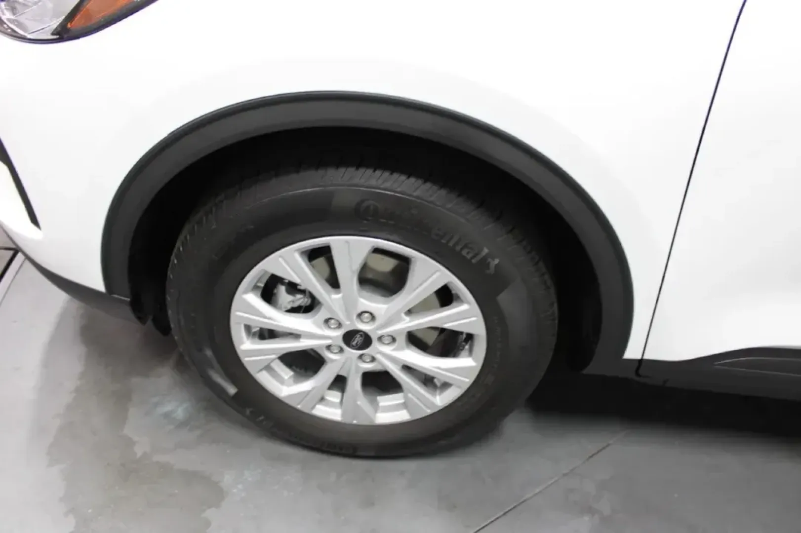 2023 Ford Escape Active (1FMCU9GN1PU) with an 1.5L EcoBoost engine, located at 12836 Highway 21, De Soto, MO, 63020, (636) 337-7777, 38.151867, -90.575615 - Elevate your daily commute and family adventures with this stunning 2023 Ford Escape, available now at Pettus Ford De Soto, your trusted OEM dealership located at 12836 Missouri Hwy 21, De Soto, MO 63020. With an impressive balance of comfort, efficiency, and capability, this SUV is perfect for grow - Photo#7