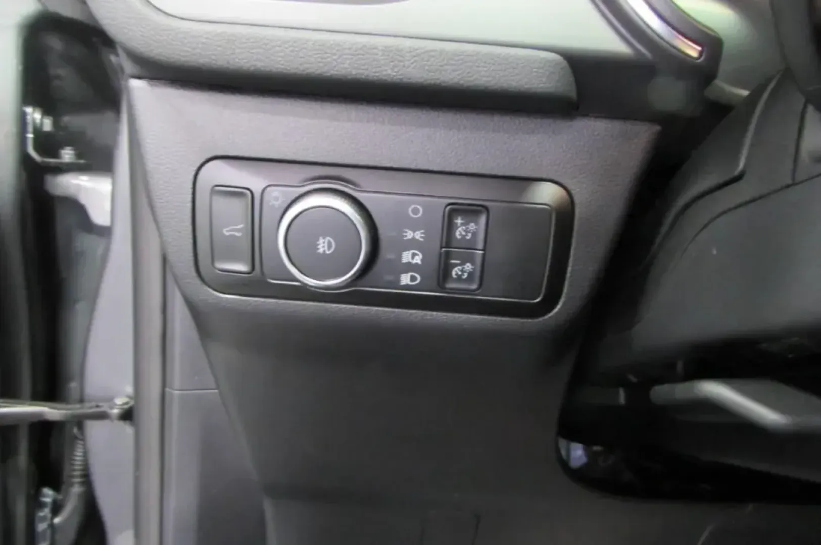 2025 Ford Escape Platinum (1FMCU9JA0SU) with an 2.0L Turbocharged engine, located at 12836 Highway 21, De Soto, MO, 63020, (636) 337-7777, 38.151867, -90.575615 - ### Unleash Adventure with the 2025 Ford Escape Hybrid at Pettus Ford De Soto<br /> <br /> Are you ready to elevate your daily commute or weekend adventures? This stunning 2025 Ford Escape Hybrid, available at Pettus Ford De Soto, is the ultimate SUV for those who crave versatility and efficiency. W - Photo#12
