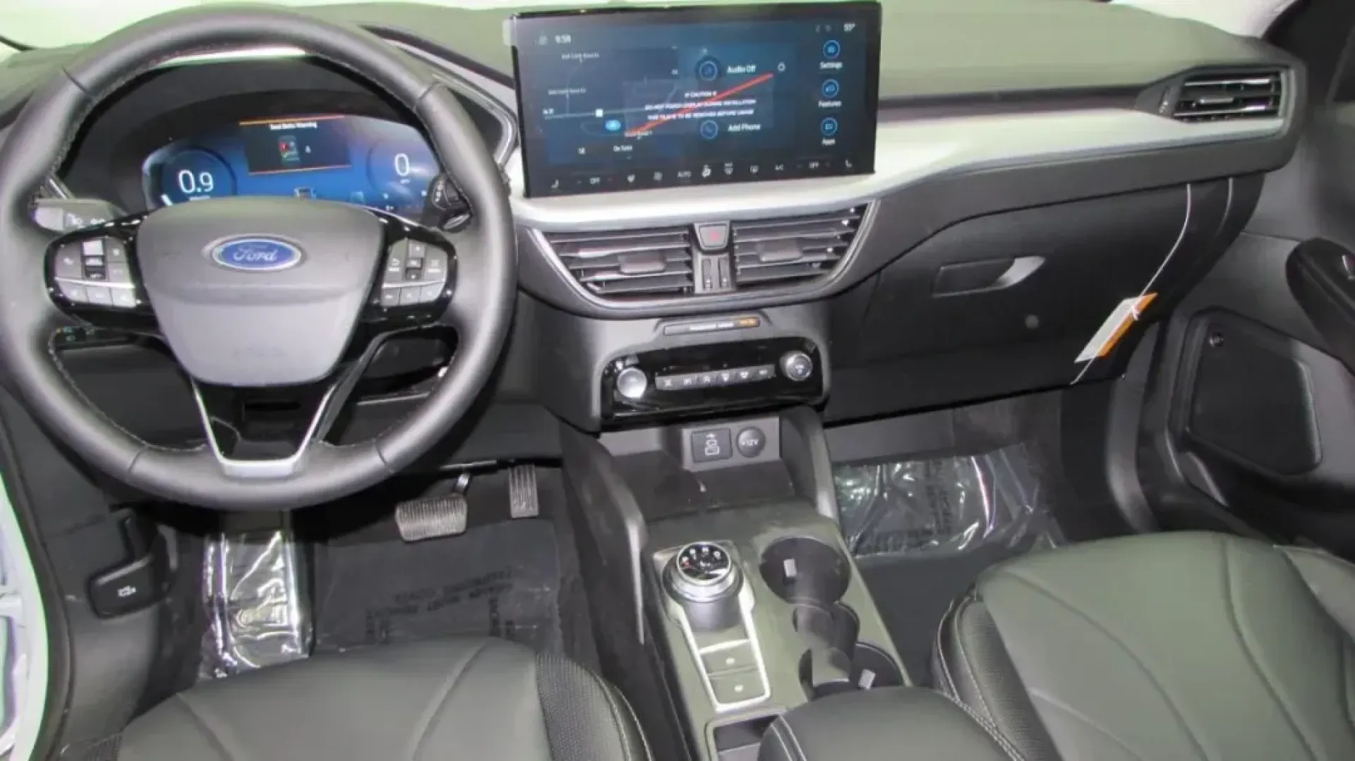 2025 Ford Escape Platinum (1FMCU9JA3SU) with an 2.0L Turbocharged engine, located at 12836 Highway 21, De Soto, MO, 63020, (636) 337-7777, 38.151867, -90.575615 - NEW 2025 Ford Escape Platinum from Pettus Ford De Soto, De Soto MO. - Photo#23