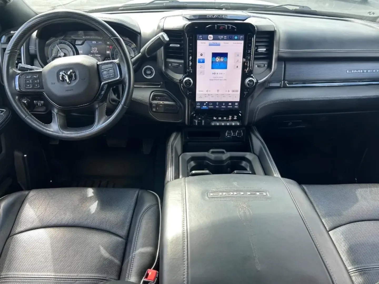 2022 /Black Leather Ram 2500 Limited (3C6UR5TL1NG) with an Straight 6 Turbocharged Diesel engine, located at 970 Woodlawn Dr., Farmington, MO, 63640, (573) 431-7800, 37.825642, -90.468674 - **Discover the Ultimate Workhorse: 2022 Ram 2500 at Pettus CDJR Farmington**<br /> <br /> Are you looking for a powerful truck that can handle everything from weekend adventures to heavy-duty work tasks? Look no further than this exceptional 2022 Ram 2500, available now at Pettus CDJR Farmington. Lo - Photo#9