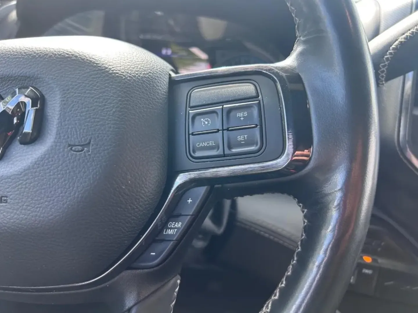 2022 /Black Leather Ram 2500 Limited (3C6UR5TL1NG) with an Straight 6 Turbocharged Diesel engine, located at 970 Woodlawn Dr., Farmington, MO, 63640, (573) 431-7800, 37.825642, -90.468674 - **Discover the Ultimate Workhorse: 2022 Ram 2500 at Pettus CDJR Farmington**<br /> <br /> Are you looking for a powerful truck that can handle everything from weekend adventures to heavy-duty work tasks? Look no further than this exceptional 2022 Ram 2500, available now at Pettus CDJR Farmington. Lo - Photo#12