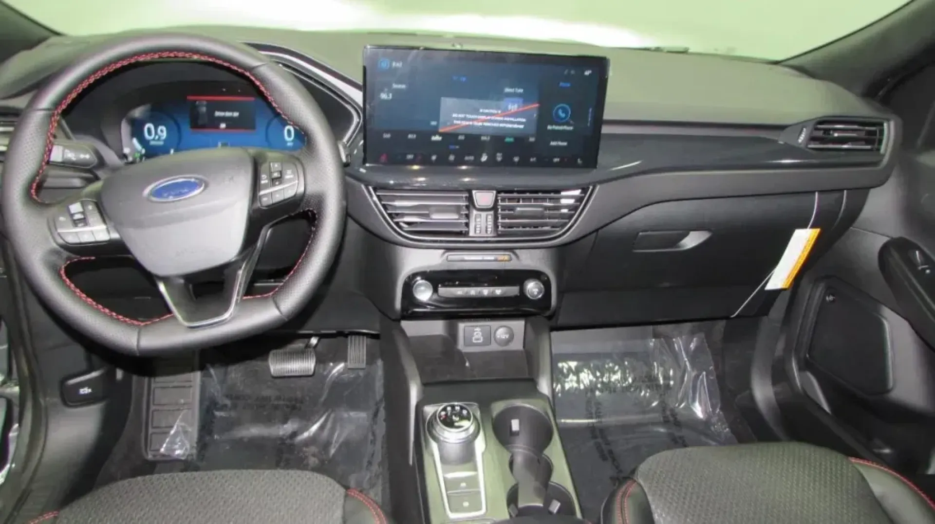 2025 Ford Escape ST-Line Select (1FMCU9NA0SU) with an 2.0L Turbocharged engine, located at 12836 Highway 21, De Soto, MO, 63020, (636) 337-7777, 38.151867, -90.575615 - NEW 2025 Ford Escape ST-Line Select from Pettus Ford De Soto, De Soto MO. - Photo#20