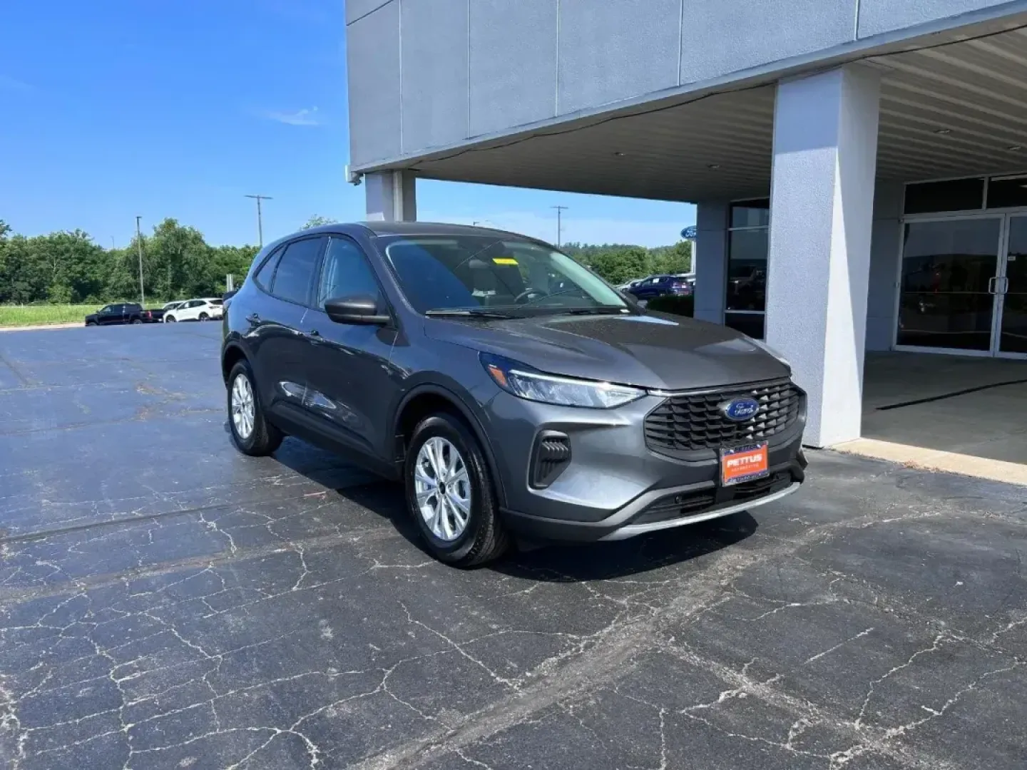 2025 Ford Escape Active (1FMCU0GNXSU) with an 1.5L EcoBoost engine, Automatic transmission, located at 12836 Highway 21, De Soto, MO, 63020, (636) 337-7777, 38.151867, -90.575615 - **Unleash Your Adventurous Spirit with the 2025 Ford Escape Active at Pettus Ford Fredericktown!**<br /> <br /> If you're searching for the perfect blend of style, comfort, and performance for your next family adventure or daily commute, look no further than the 2025 Ford Escape Active! This sporty - Photo#0
