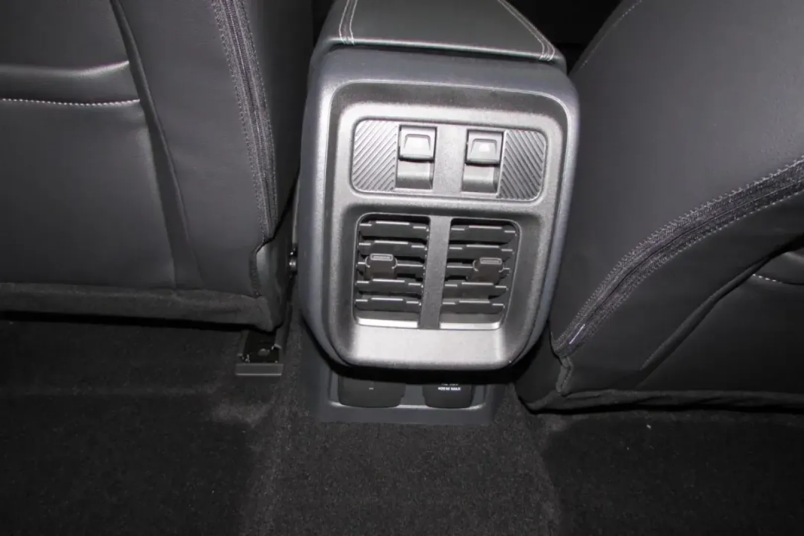 2025 /Smoked Truffle w/Black Leather Ford Bronco Outer Banks (1FMEE8BP0SL) with an 2.7L V6 Turbocharged engine, Automatic transmission, located at 12836 Highway 21, De Soto, MO, 63020, (636) 337-7777, 38.151867, -90.575615 - **Unleash Your Adventurous Spirit with the 2025 Ford Bronco Outer Banks!**<br /> <br /> Are you ready to tackle the great outdoors or navigate the urban jungle? The 2025 Ford Bronco Outer Banks is not just an SUV; it's a lifestyle choice for adventure seekers and families alike. With its rugged yet - Photo#23