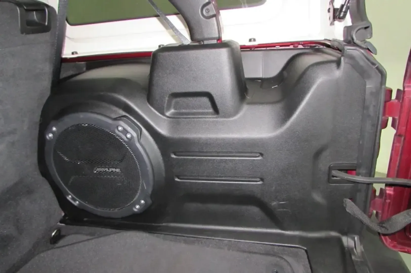 2021 /Dark Saddle/Black Leather Jeep Wrangler Unlimited Sahara 4xe (1C4JJXP62MW) with an Other engine, Automatic transmission, located at 12830 Highway 21, De Soto, MO, 63020, (636) 337-7777, 38.153099, -90.573624 - **Adventure Awaits with the 2021 Jeep Wrangler Unlimited Sahara 4xe Perfect for Your Next Expedition!**<br /> <br /> Are you ready to take your outdoor adventures to the next level? The 2021 Jeep Wrangler Unlimited Sahara 4xe is designed for those who crave excitement and exploration, making it an - Photo#29