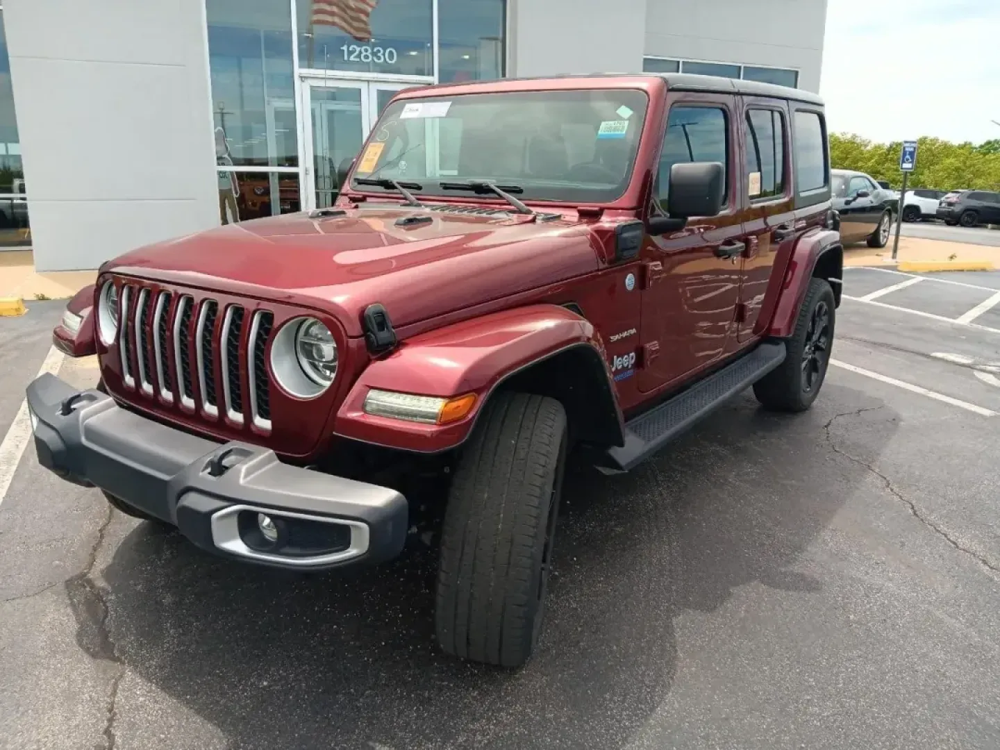 2021 /Dark Saddle/Black Leather Jeep Wrangler Unlimited Sahara 4xe (1C4JJXP62MW) with an Other engine, Automatic transmission, located at 12830 Highway 21, De Soto, MO, 63020, (636) 337-7777, 38.153099, -90.573624 - **Adventure Awaits with the 2021 Jeep Wrangler Unlimited Sahara 4xe Perfect for Your Next Expedition!**<br /> <br /> Are you ready to take your outdoor adventures to the next level? The 2021 Jeep Wrangler Unlimited Sahara 4xe is designed for those who crave excitement and exploration, making it an - Photo#34