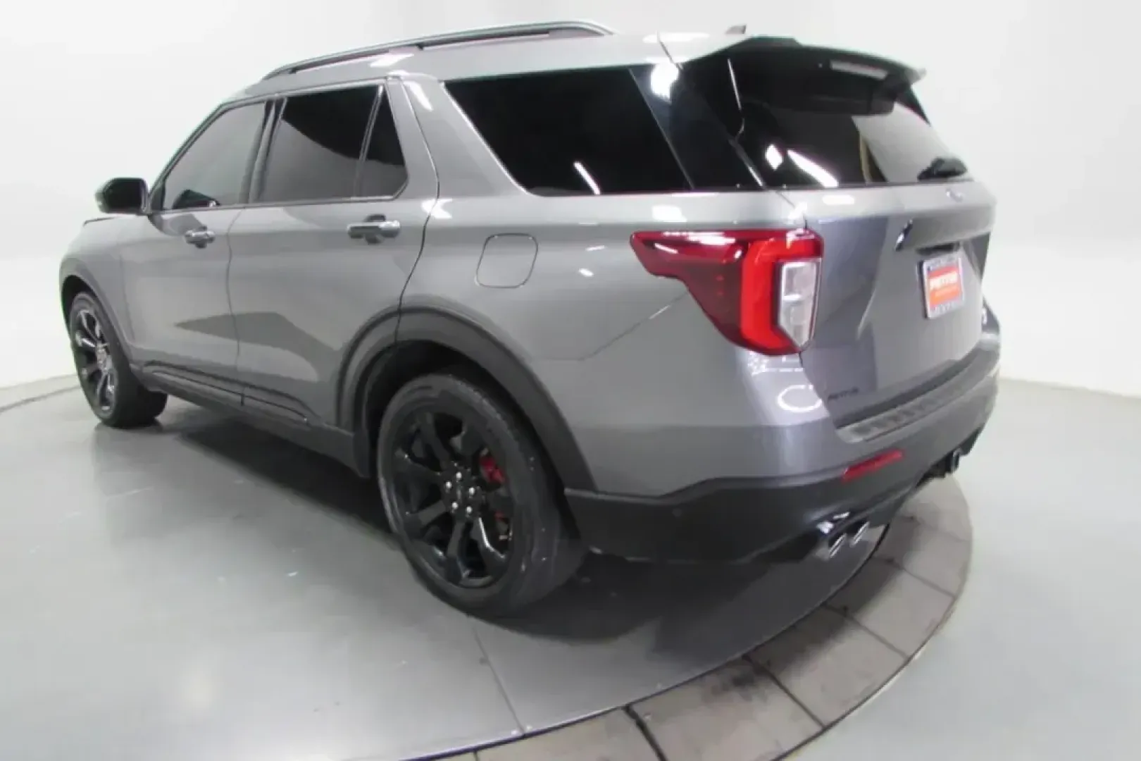 2021 /Ebony Leather Ford Explorer ST (1FM5K8GC7MG) with an Other engine, Automatic transmission, located at 12830 Highway 21, De Soto, MO, 63020, (636) 337-7777, 38.153099, -90.573624 - **Adventure Awaits with the 2021 Ford Explorer ST Perfect for Family Road Trips!**<br /> <br /> Are you ready to elevate your family's adventure game? The 2021 Ford Explorer ST is the ultimate SUV for families on the go, balancing spacious comfort with robust performance. Whether you're headed to l - Photo#7