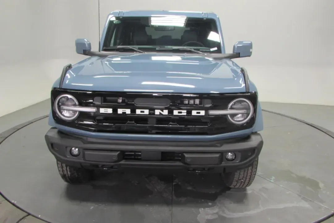 photo of 2025 Ford Bronco Outer Banks